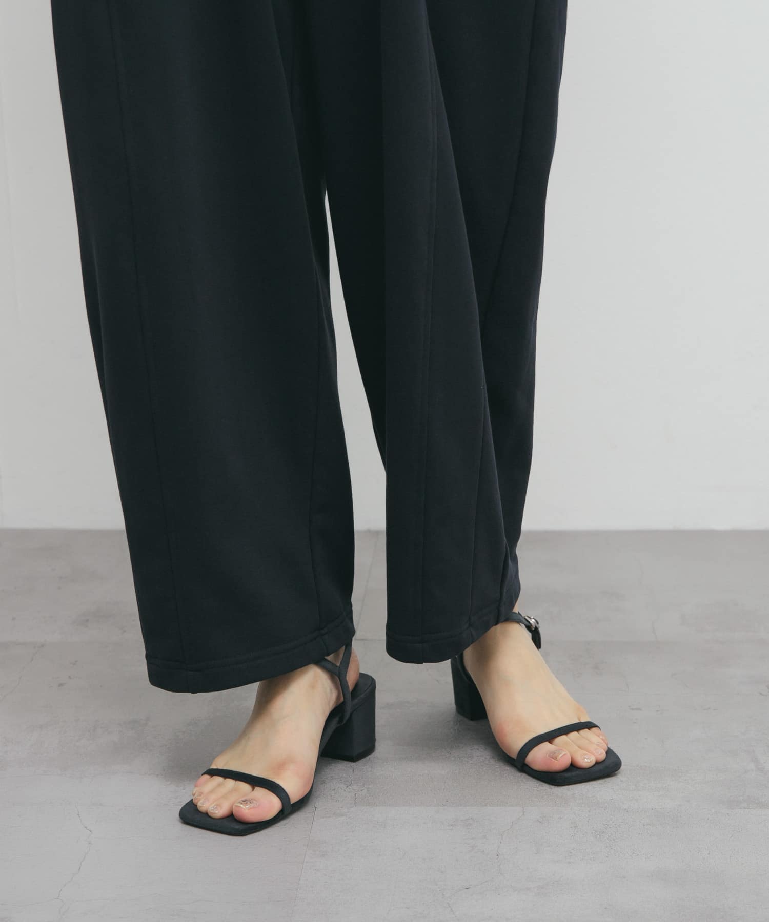 スリムストラップサンダル NAVY 36