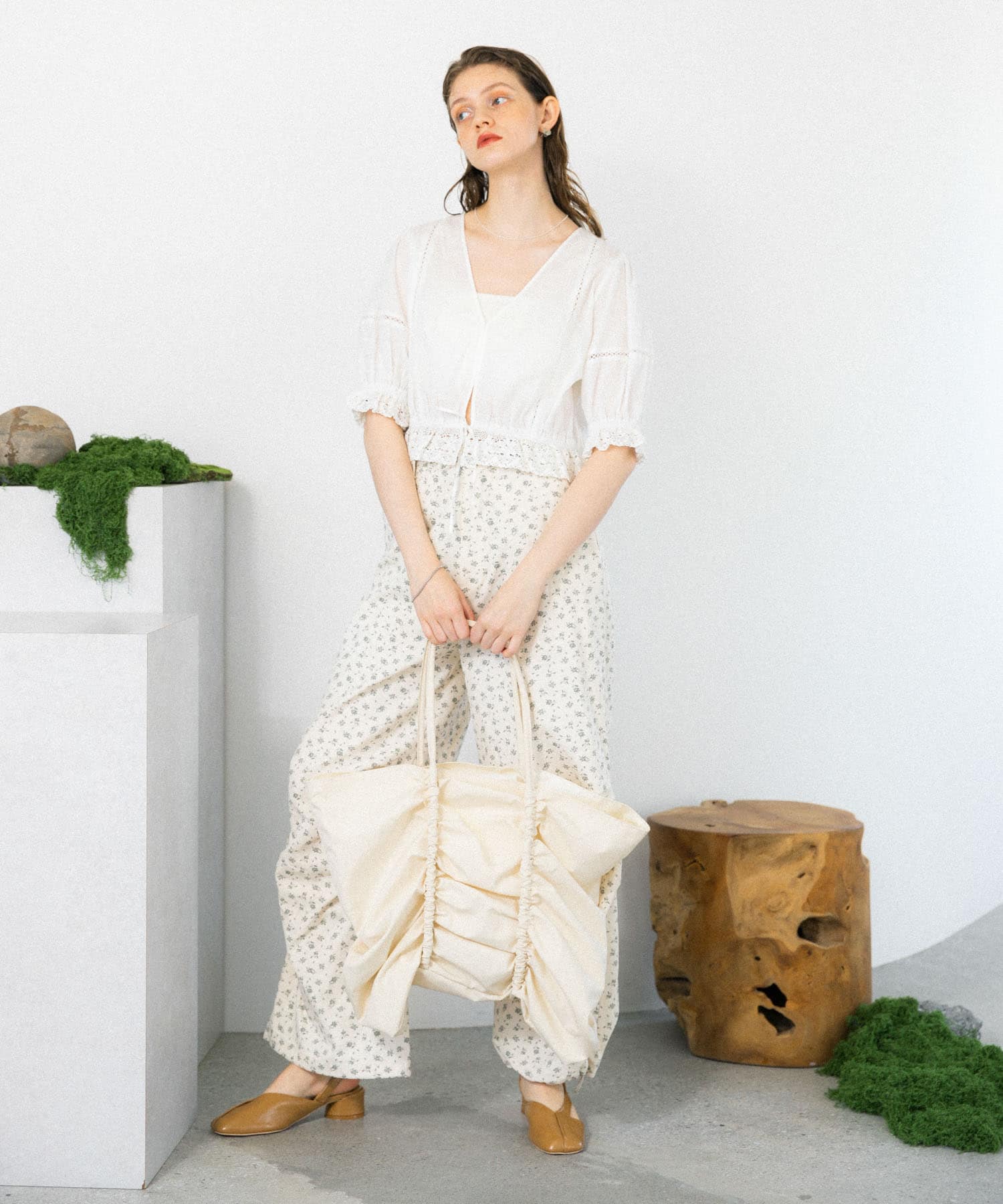 アシンメトリーストラップパンプス CAMEL 36