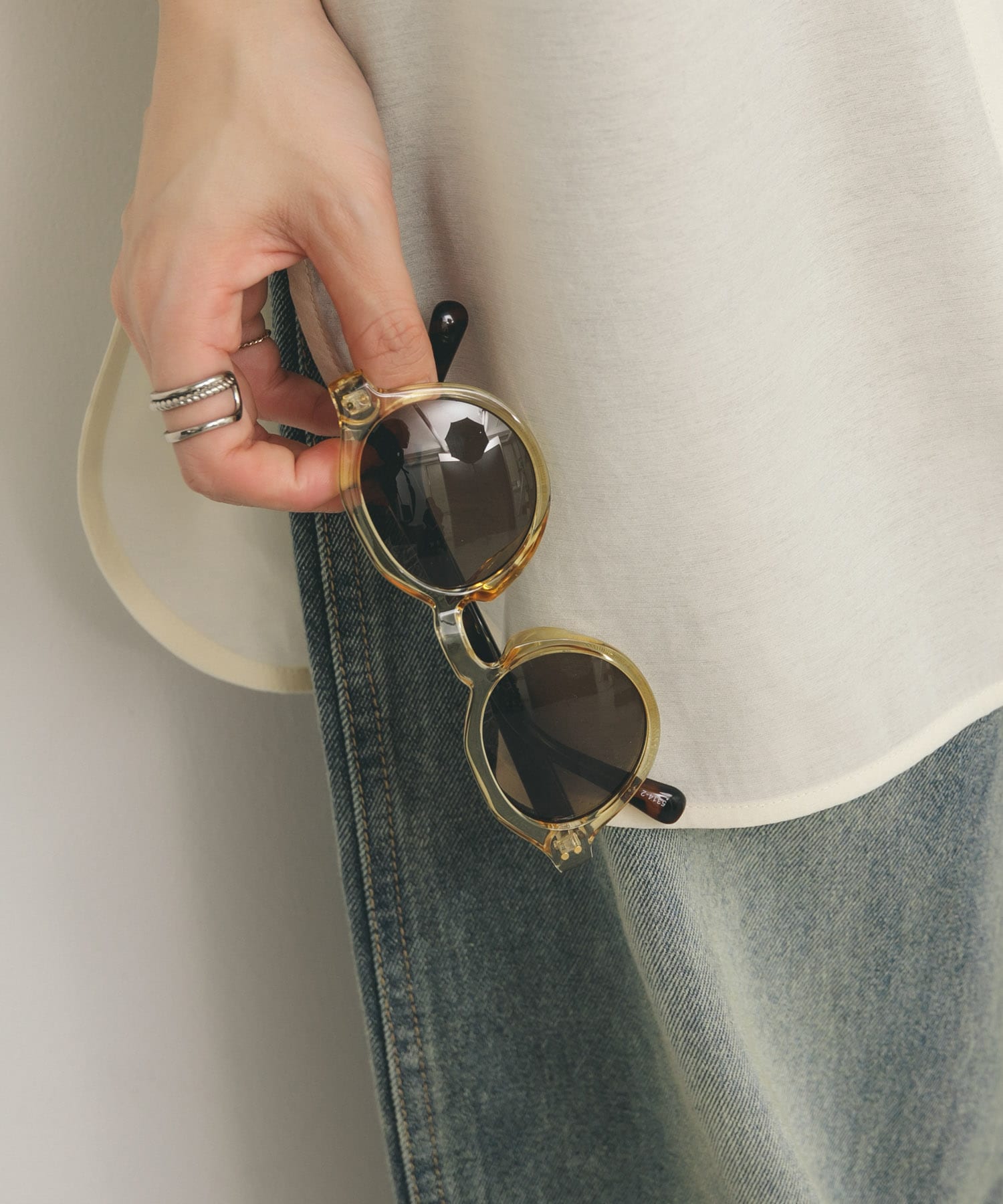 ボストンフレームサングラス