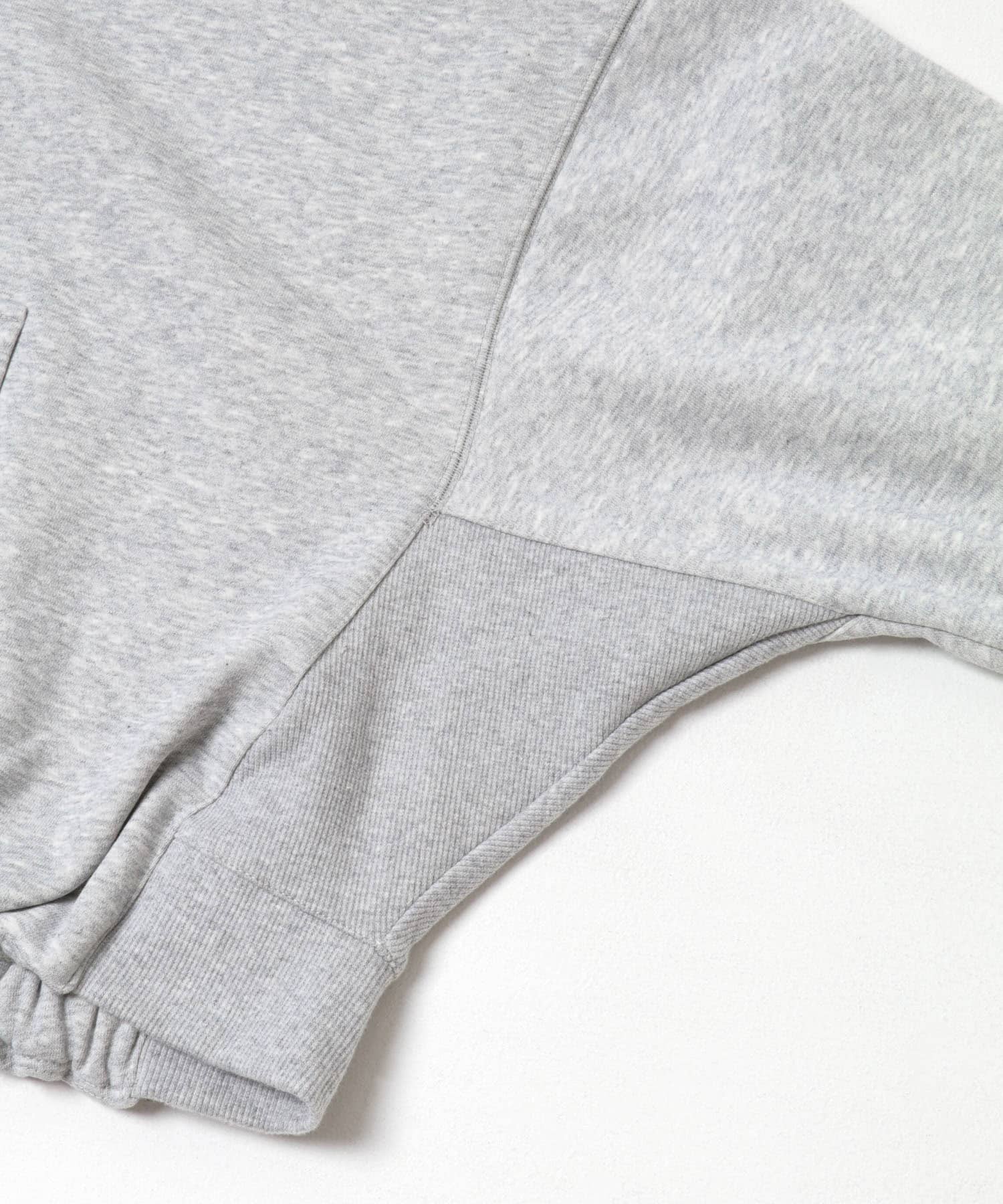 TOP GRAY