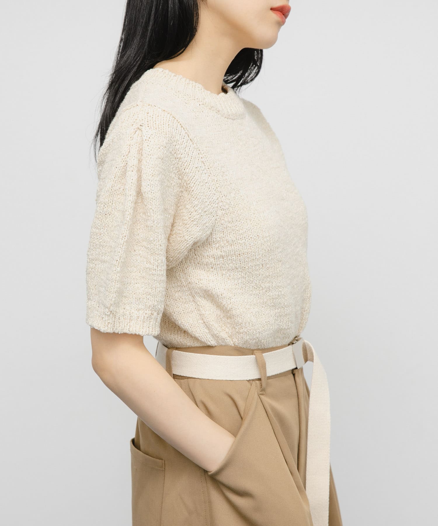 ハーフスリーブクロップドニット
