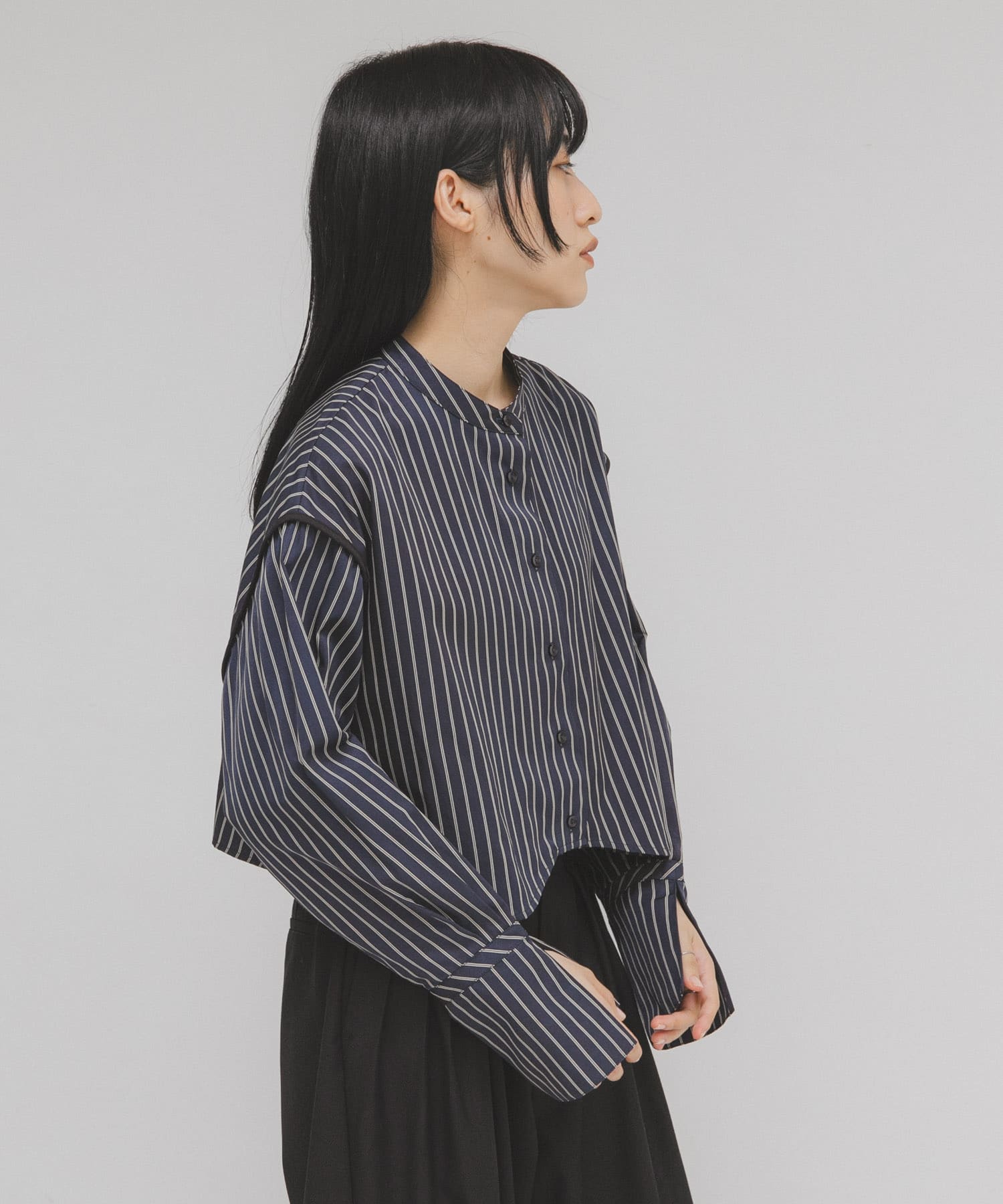 ヘムデザインクロップドシャツ