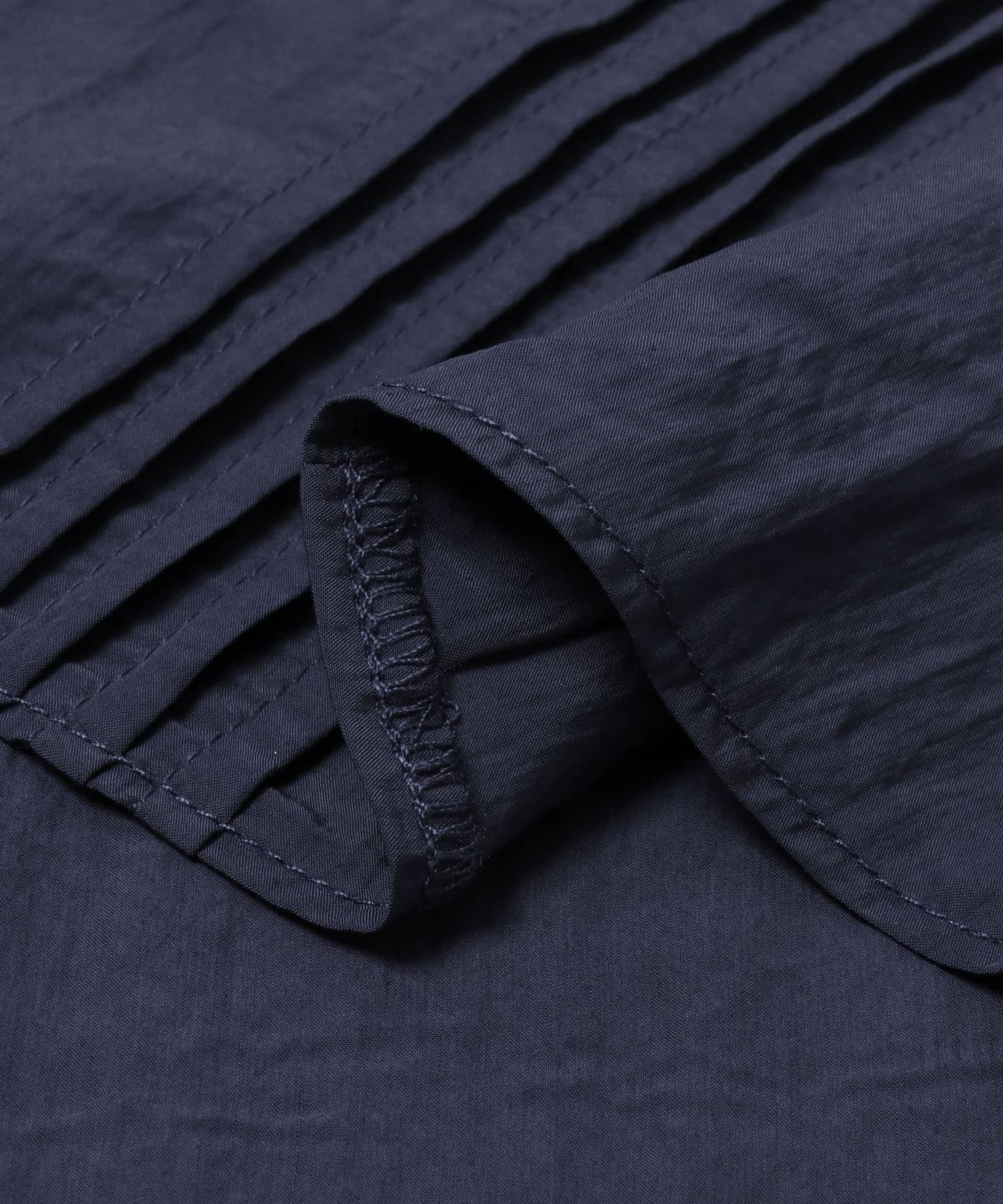 ピンタックVネックブラウス NAVY one