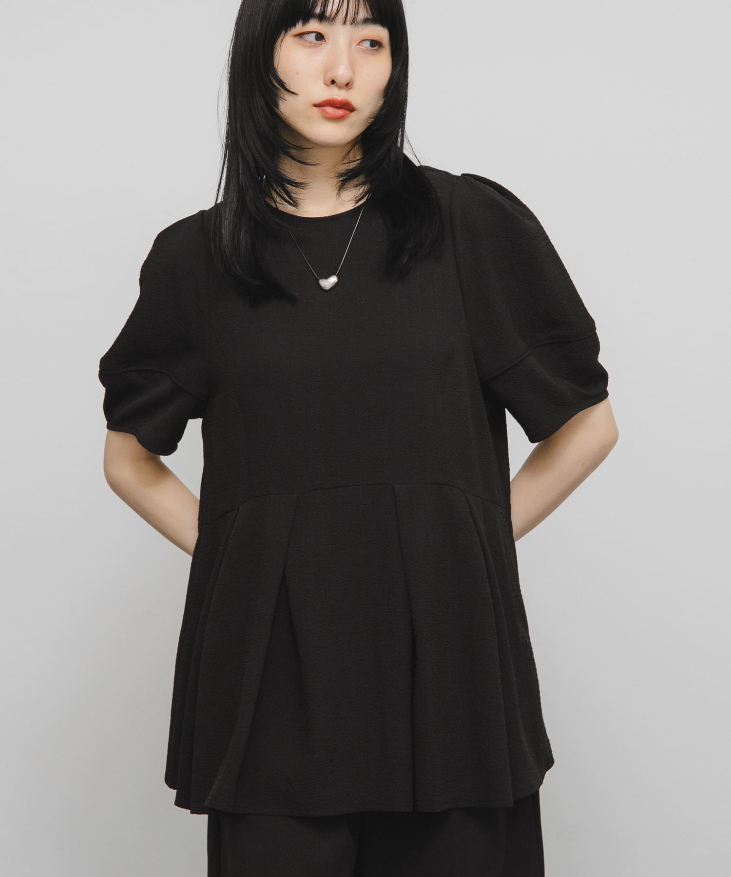 身長：160cm サイズ：one