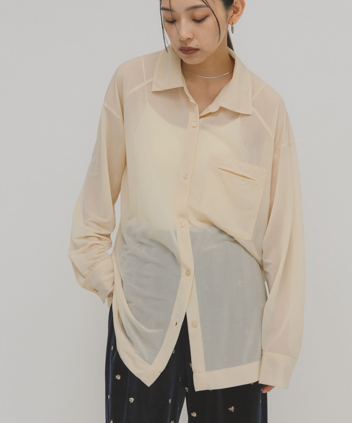 シアールーズシャツ