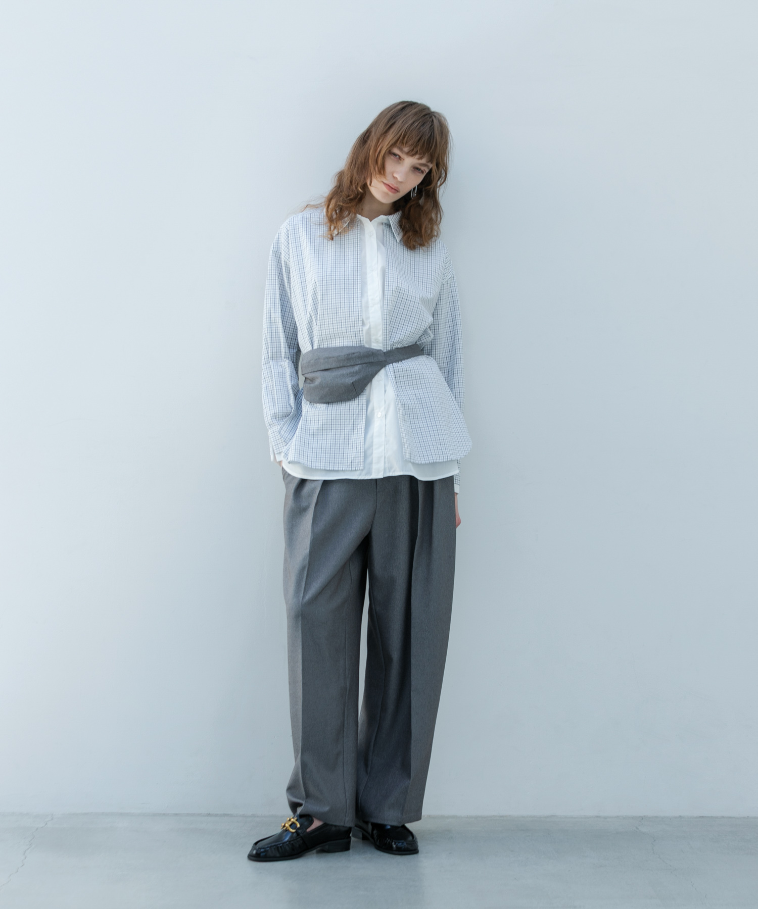 ダブルタックスラックス GRAY MIX one
