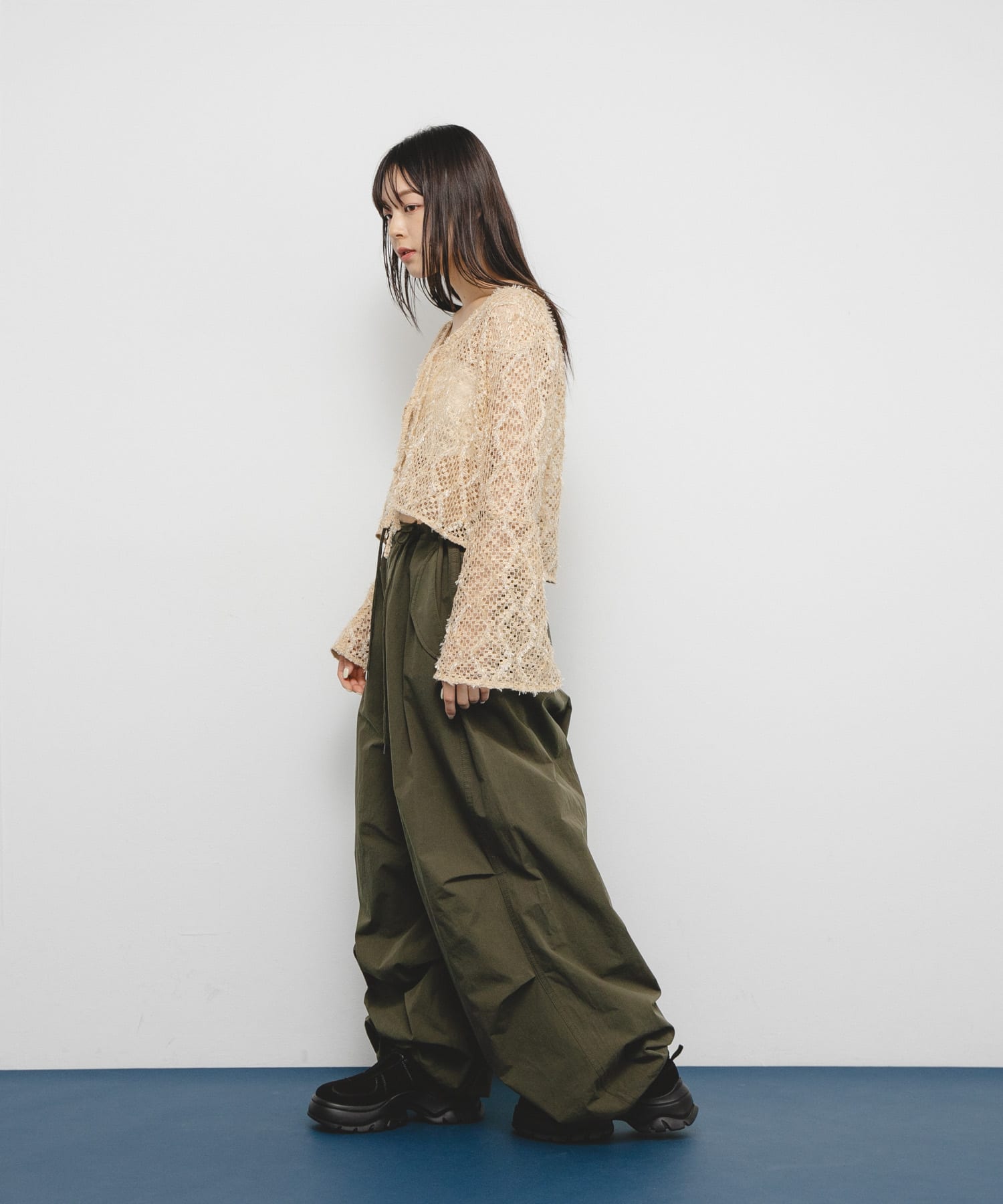KHAKI