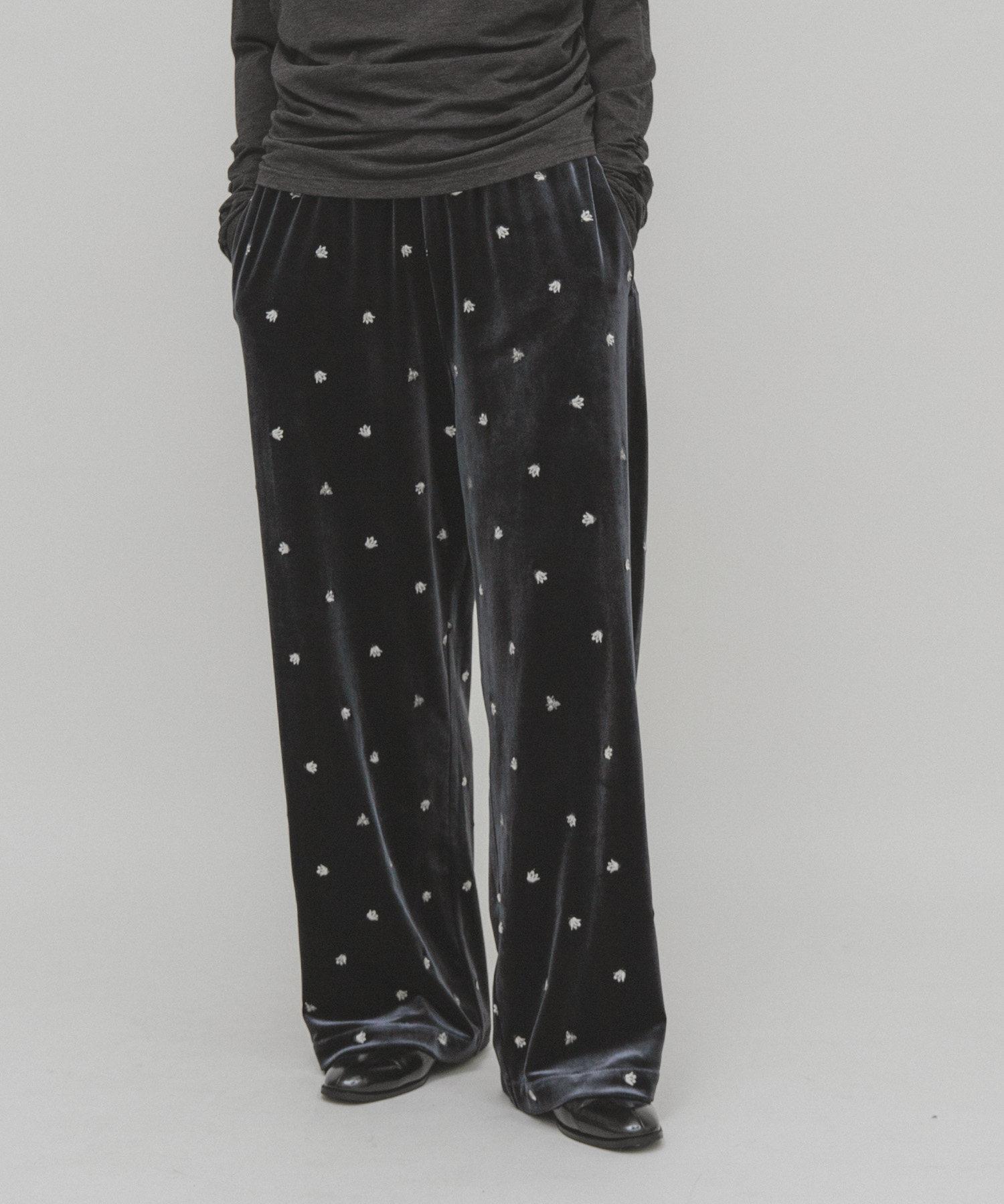 ベロアイージーパンツ