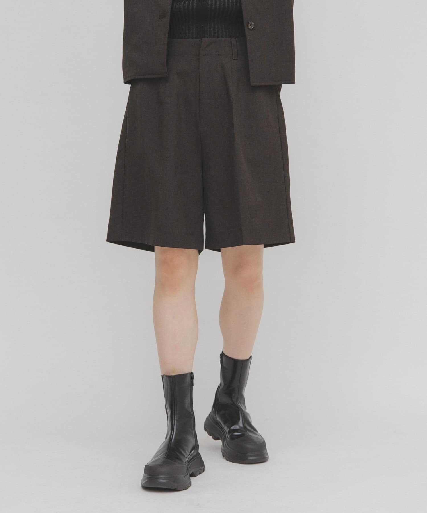 シンプルショートパンツ