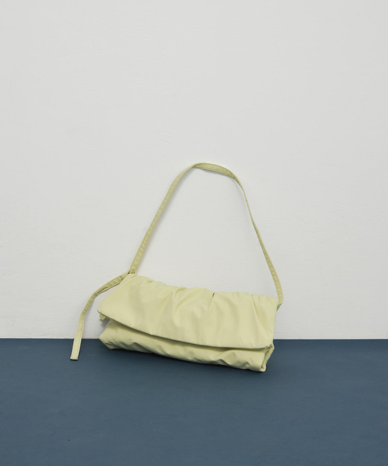 ナイロンギャザーフラップBAG PISTACHIO one