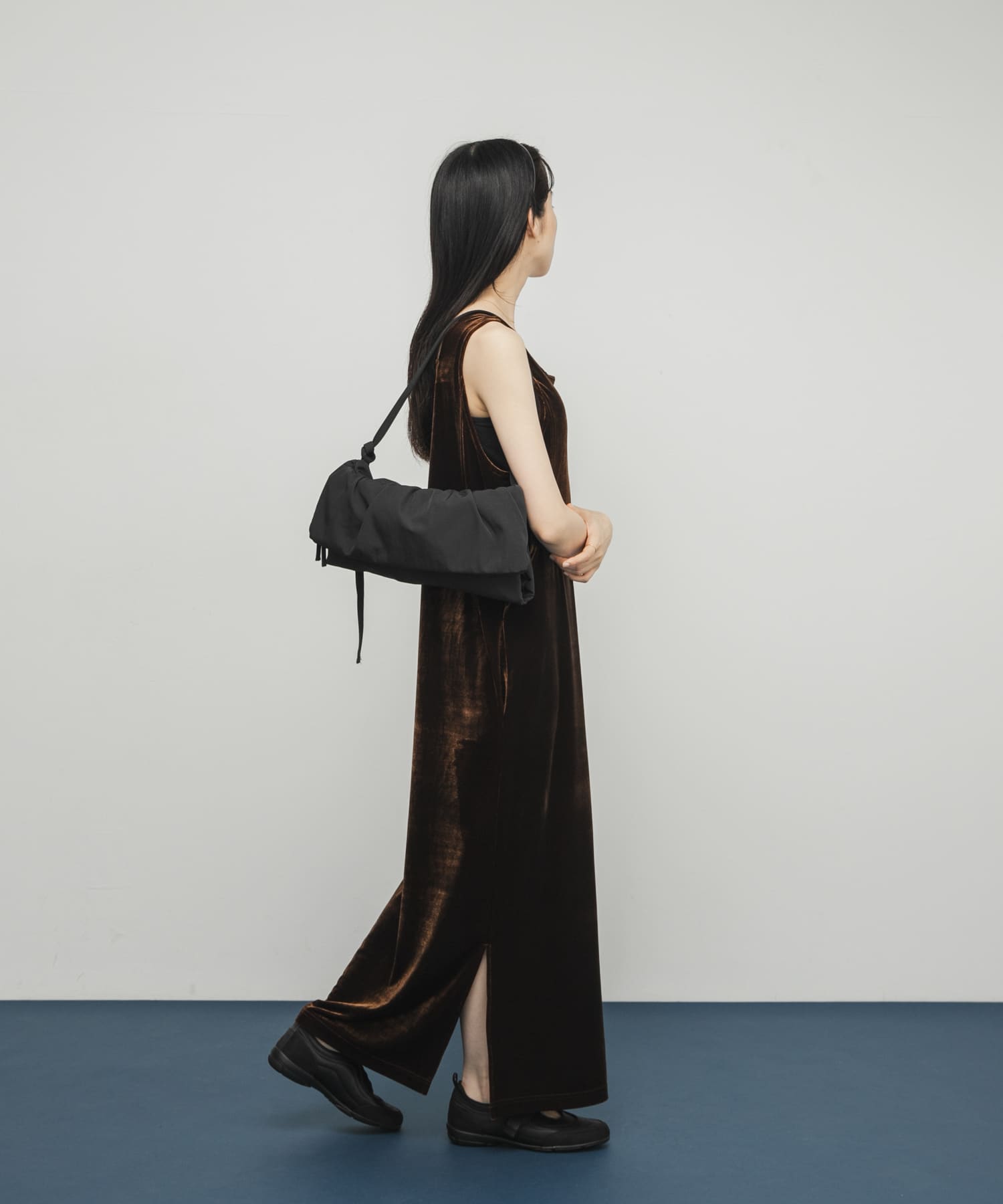 ナイロンギャザーフラップBAG BLACK one