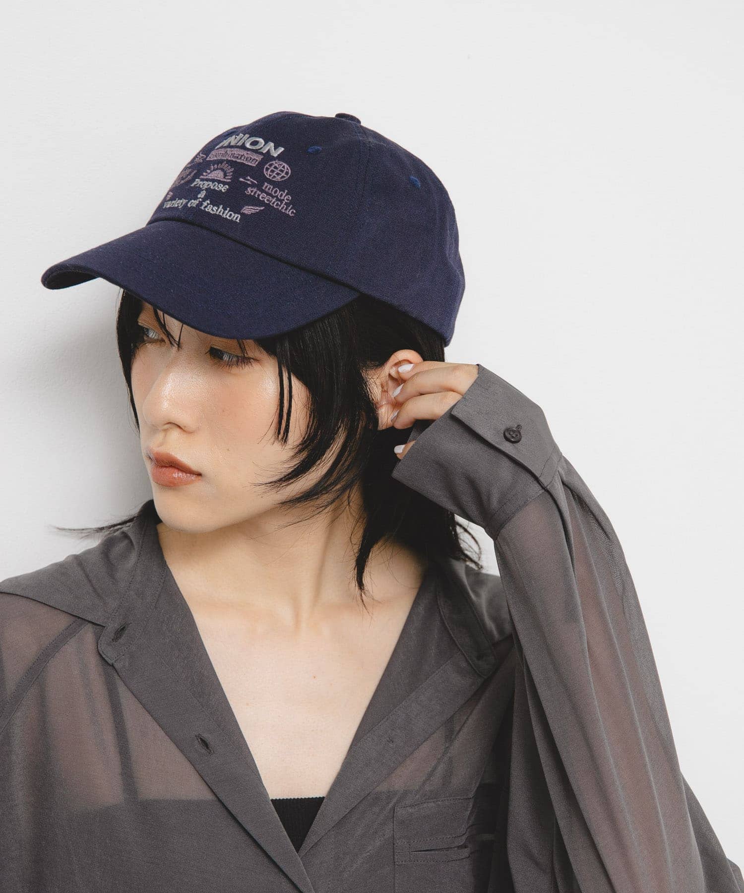 バイカラーエンブロイダリーCAP