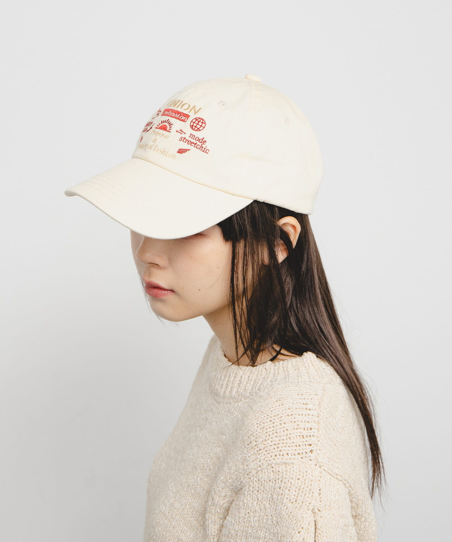 バイカラーエンブロイダリーCAP IVORY one