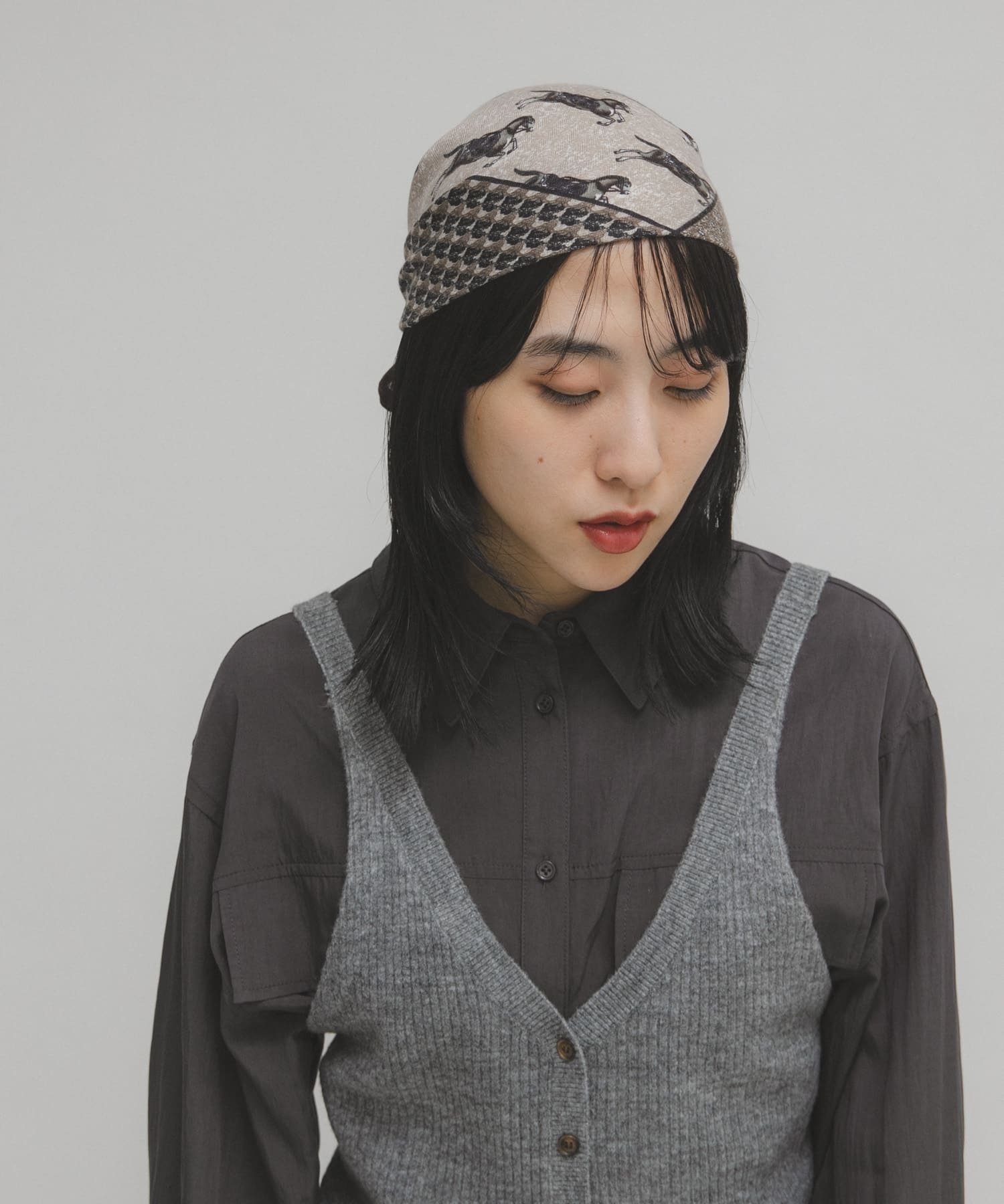 ホースデザインビッグスカーフ BROWN one