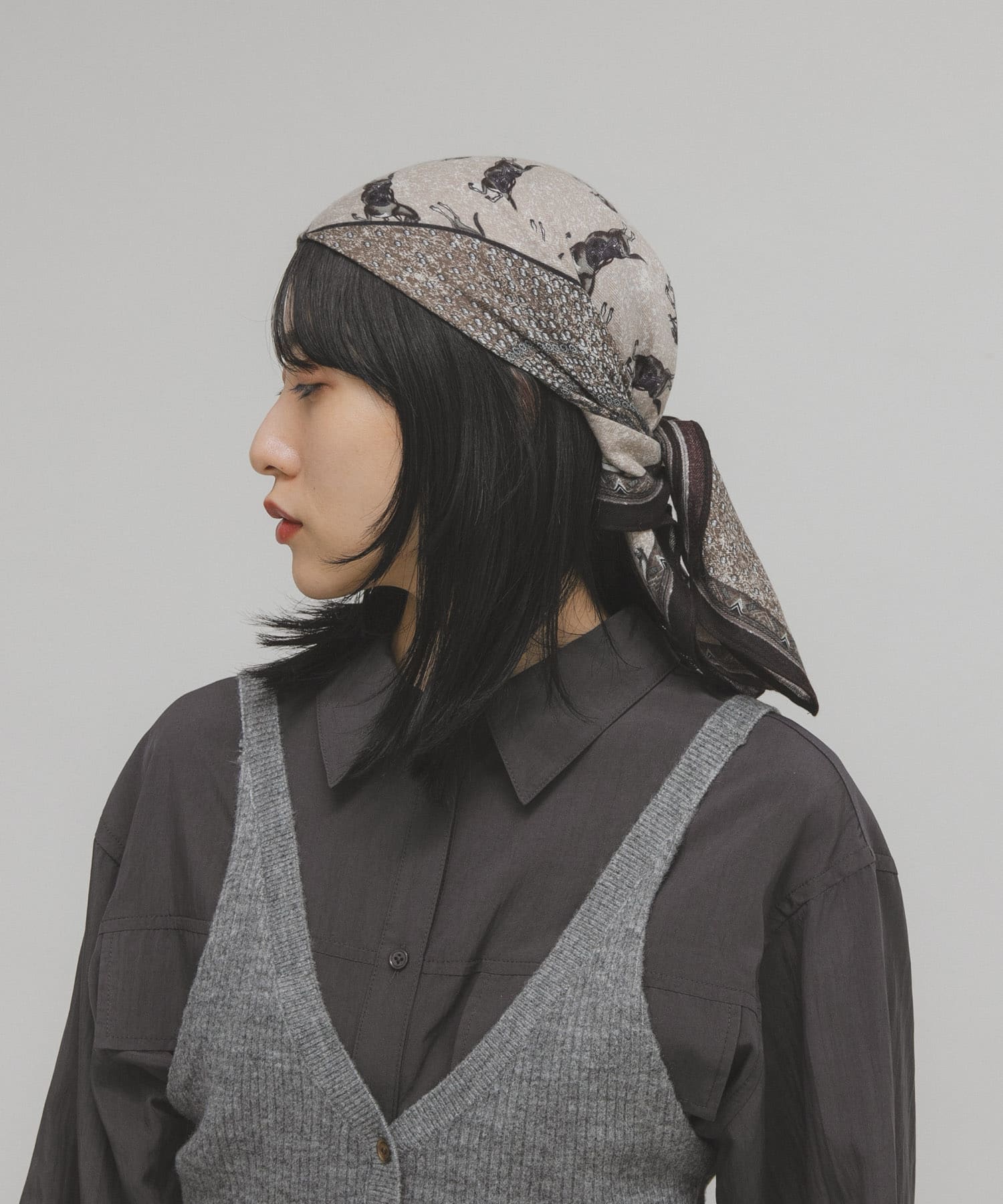 ホースデザインビッグスカーフ BROWN one