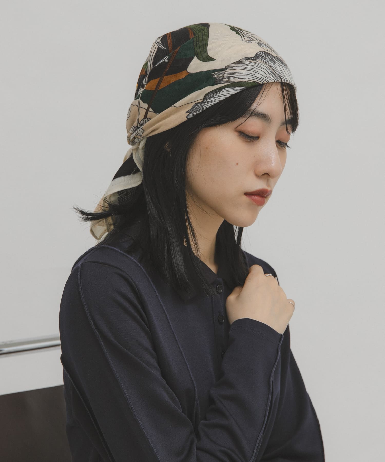 フラワーデザインビッグスカーフ GREEN one