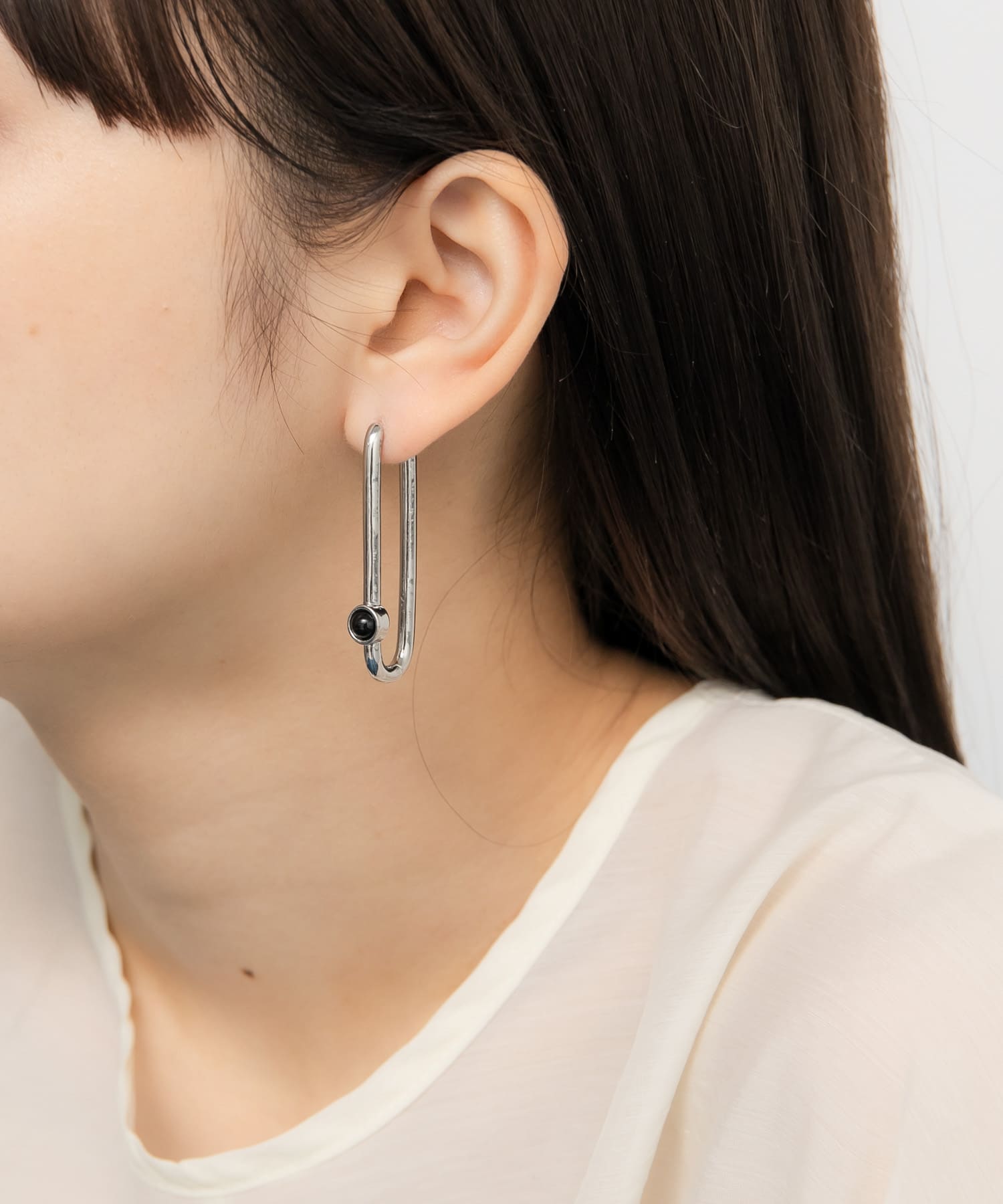 オーバルピアス SILVER one