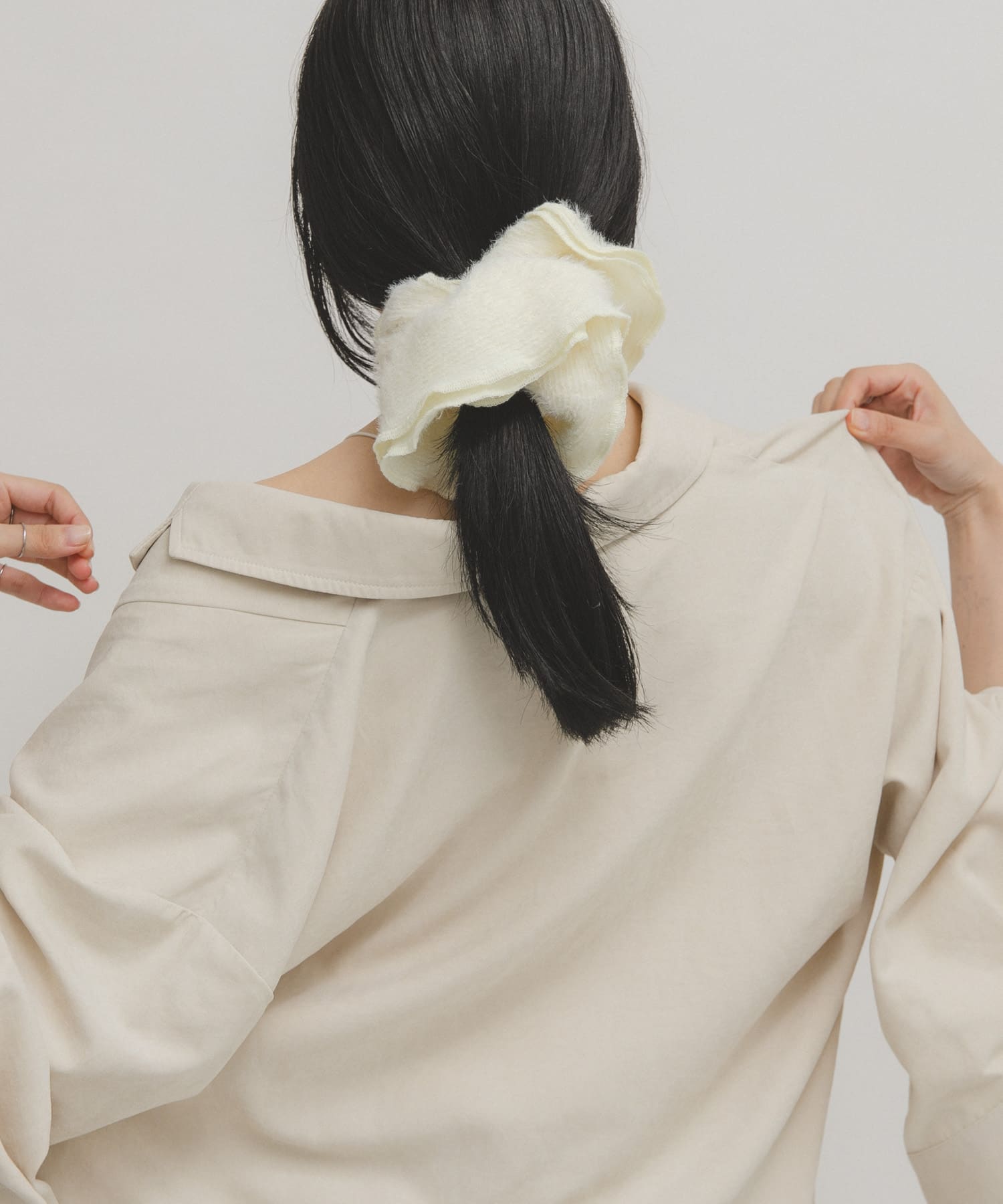 ダブルフェザーシュシュ CREAM one