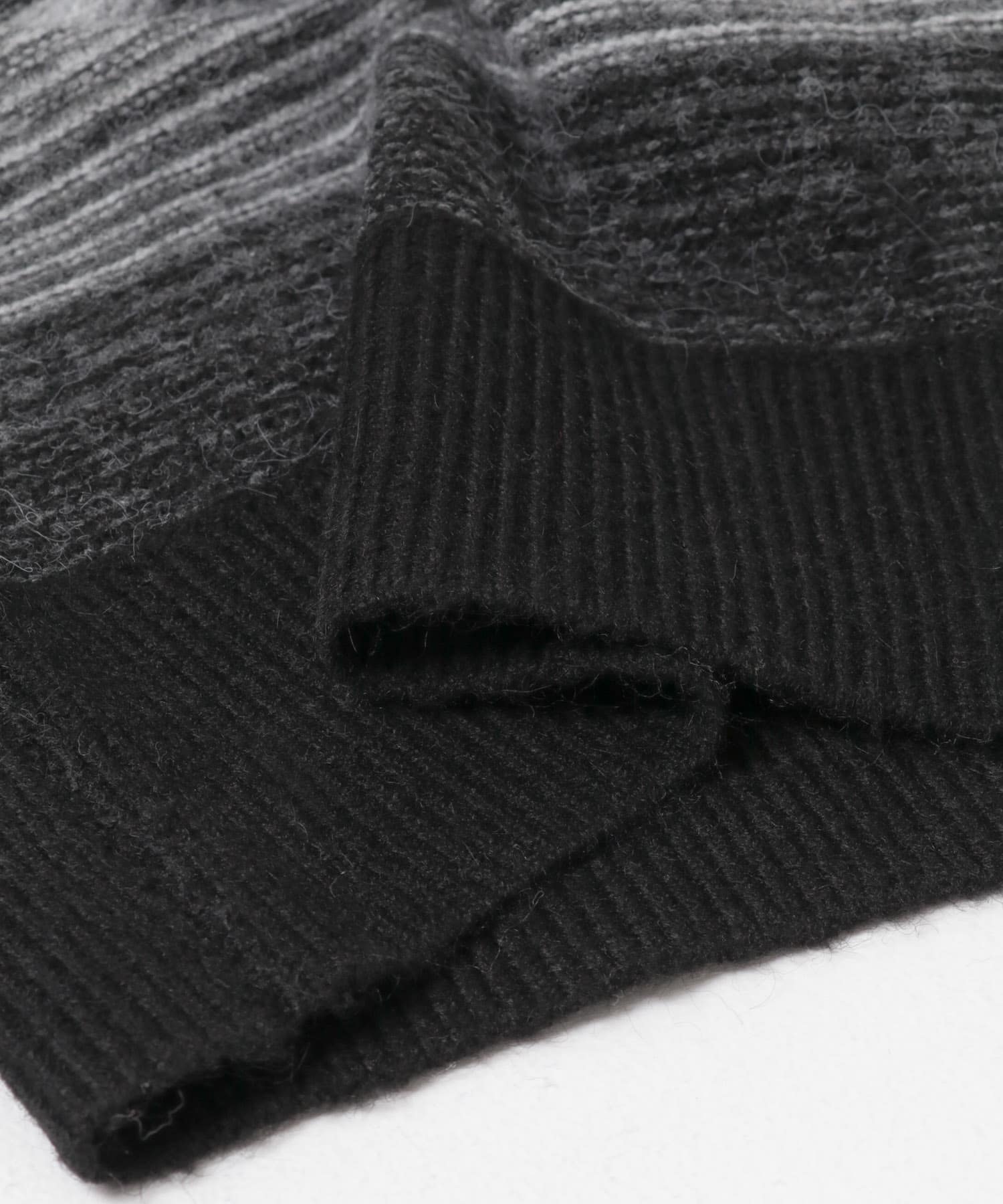 BLACK MIX