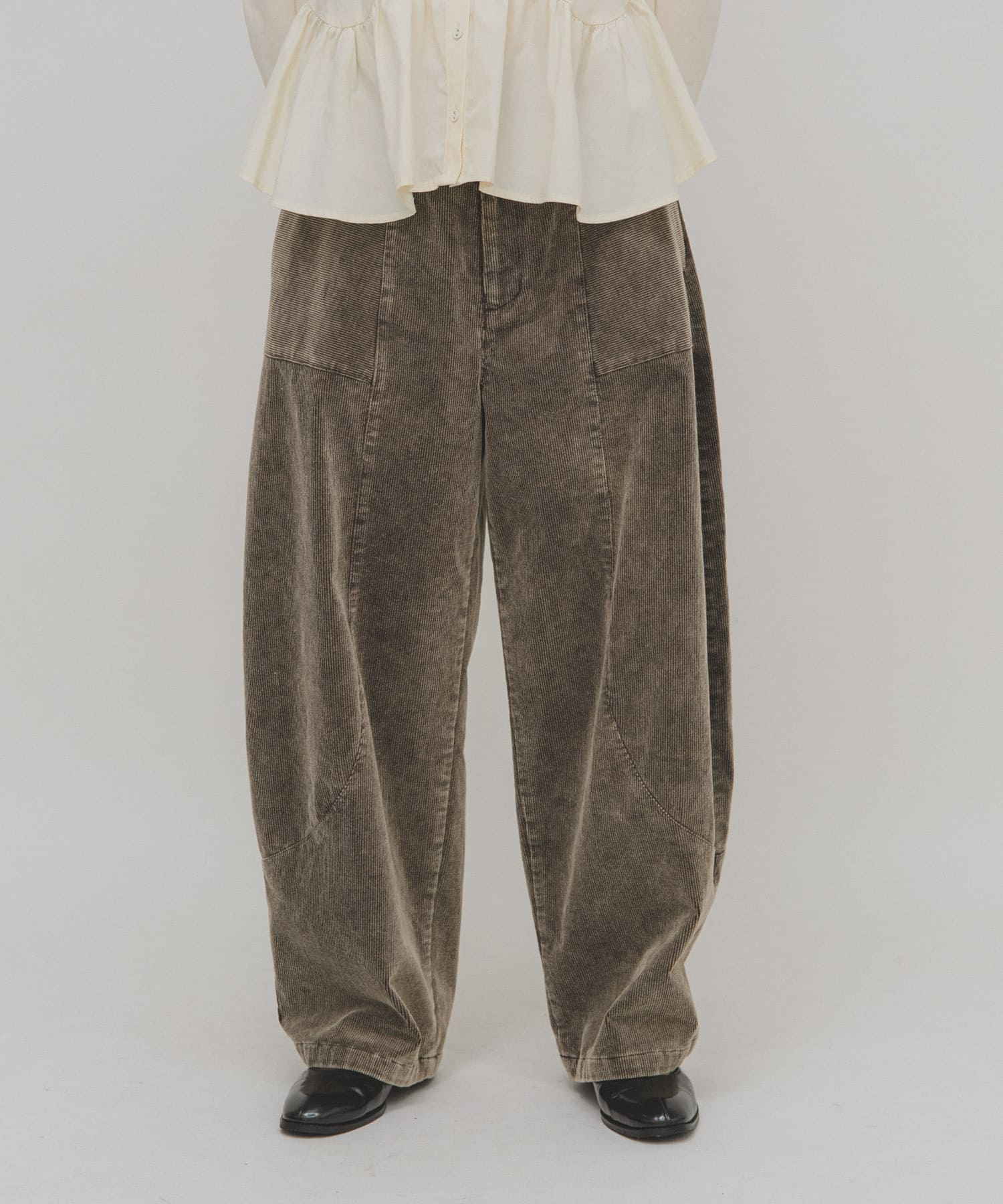 身長：160cm サイズ：36