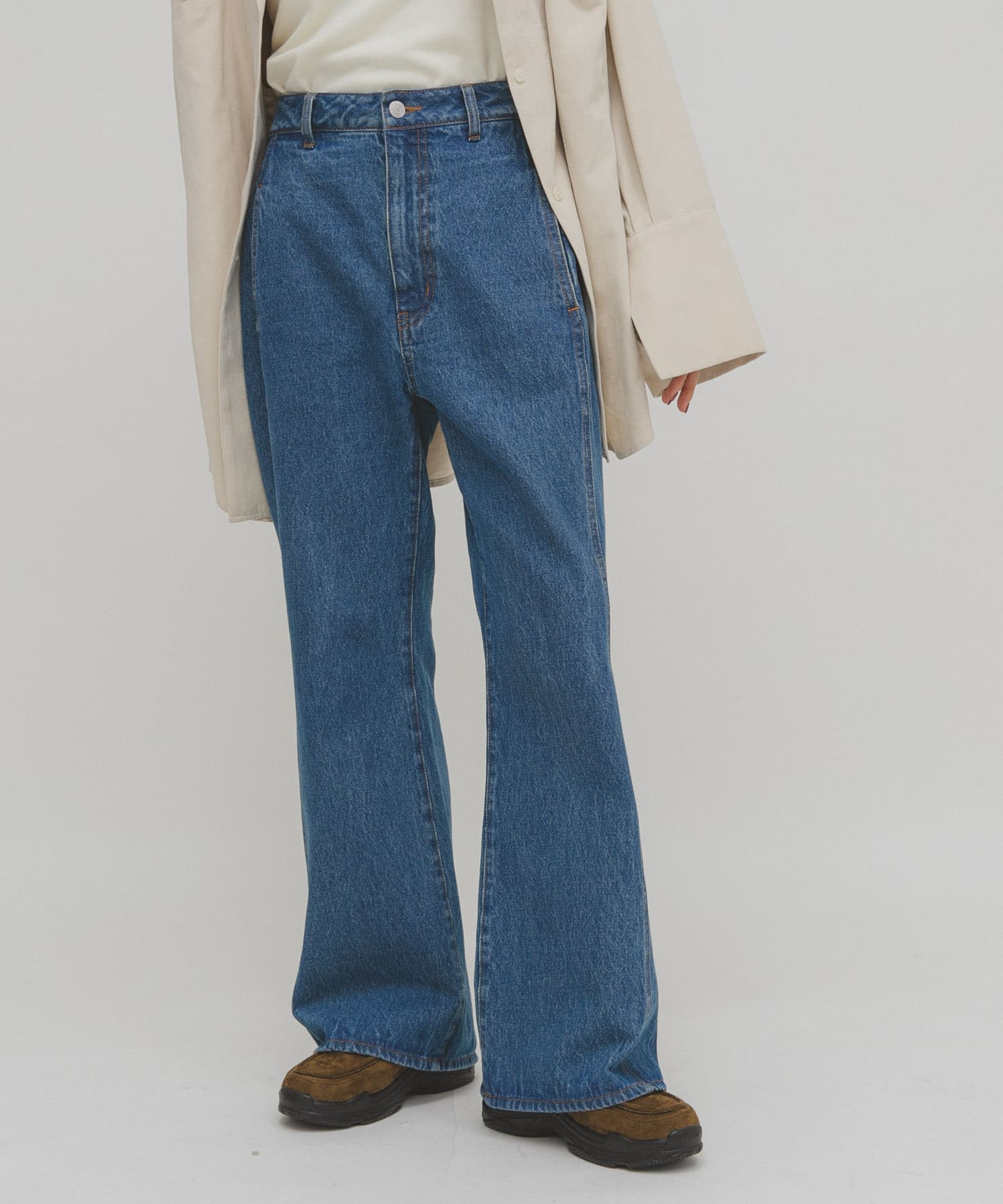 シームポケットフレアデニム