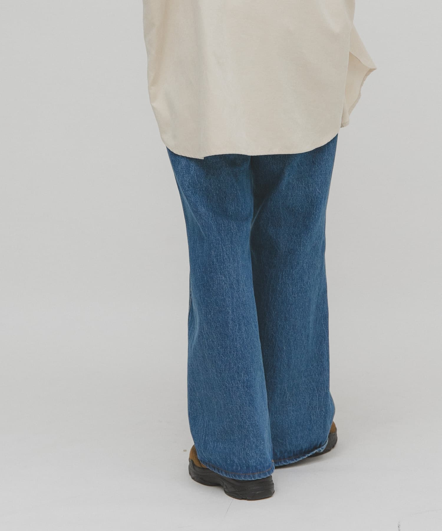 身長：160cm サイズ：36