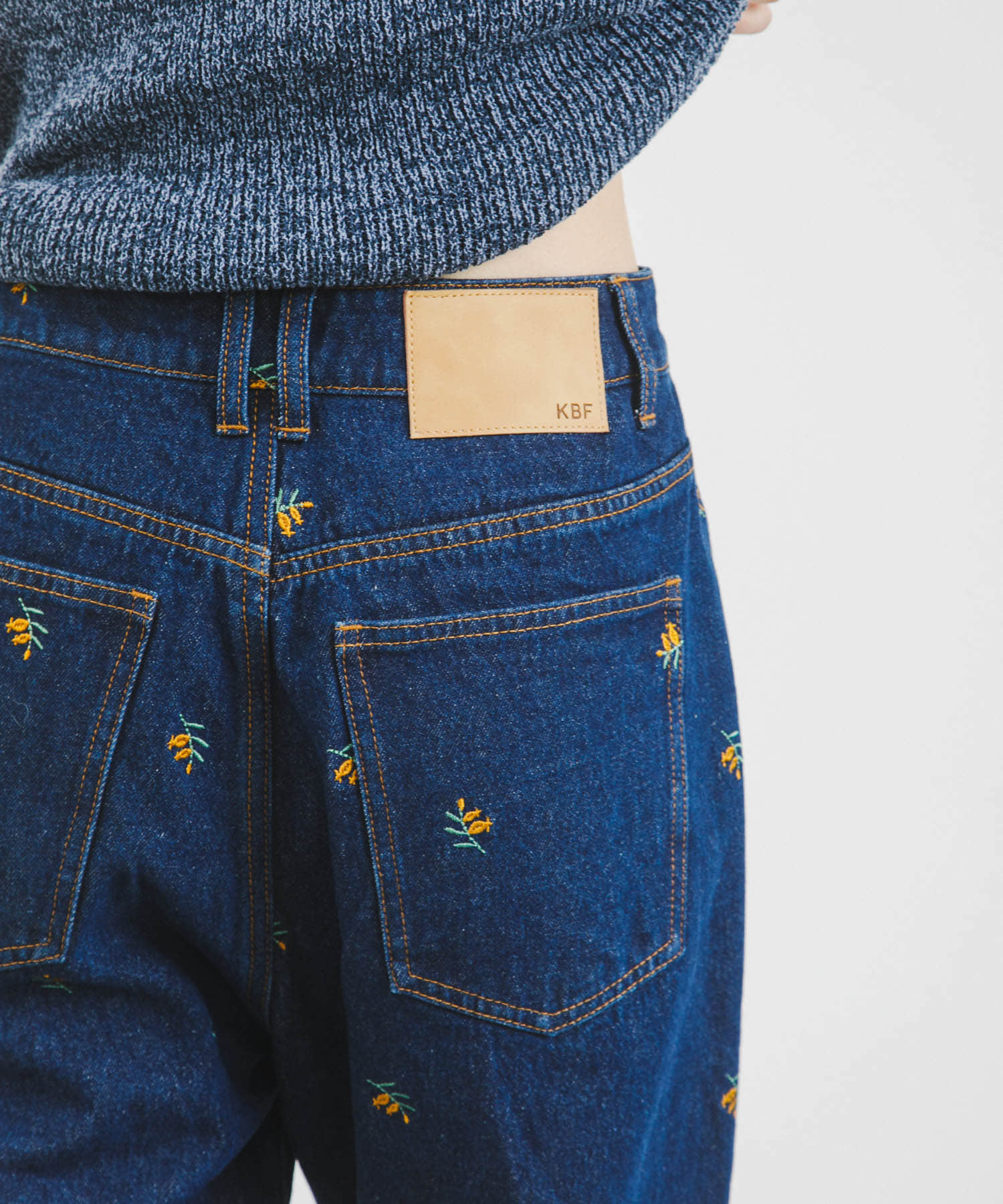 BLUE刺繍