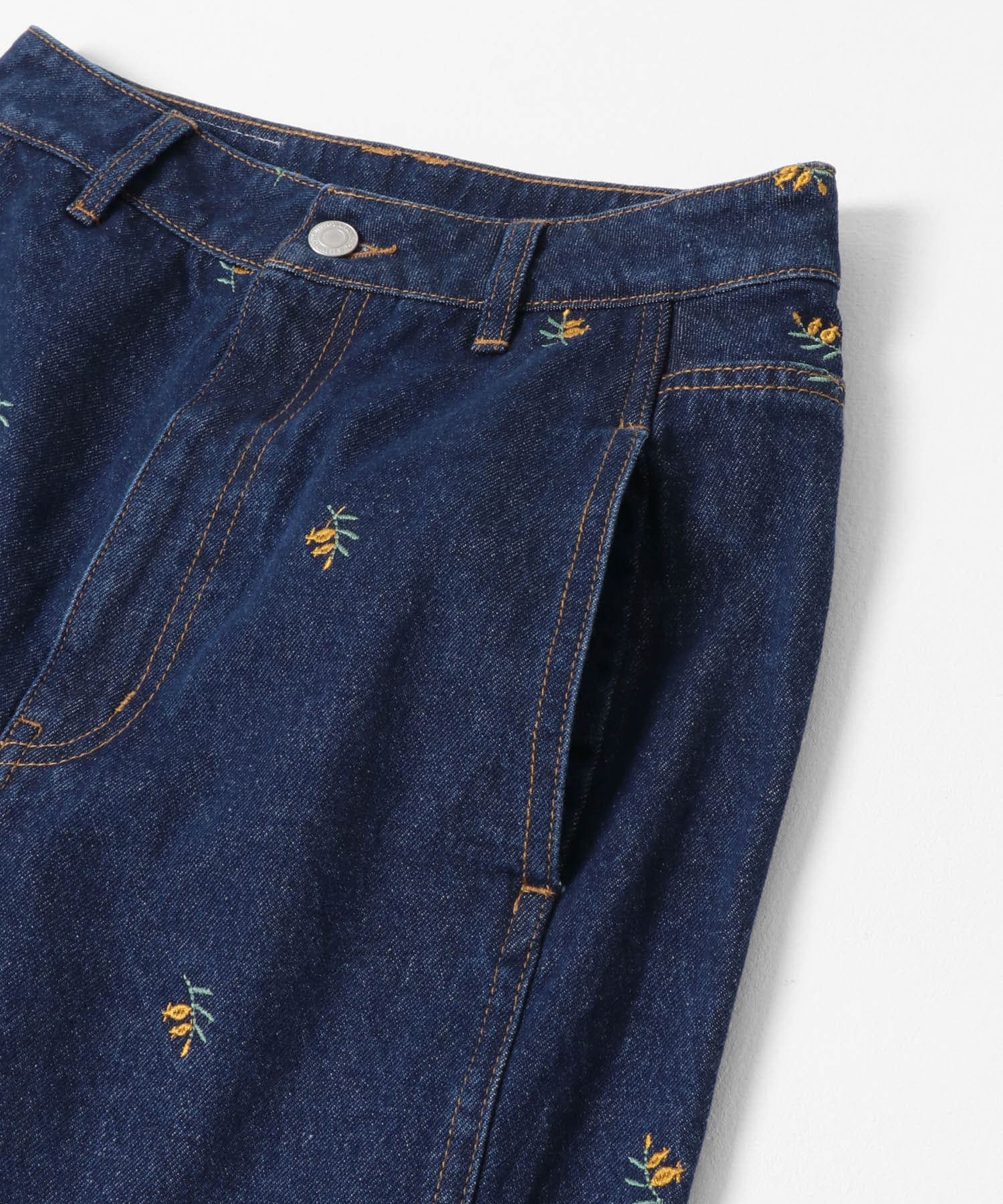 シームポケットフレアデニム BLUE刺繍 36