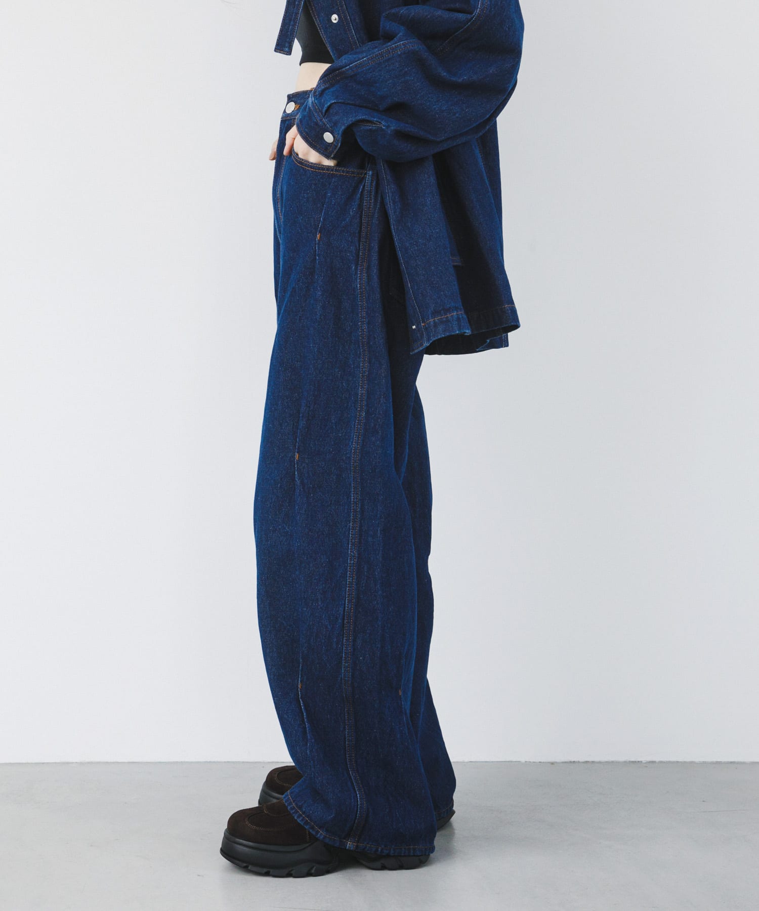 身長：162cm サイズ：36