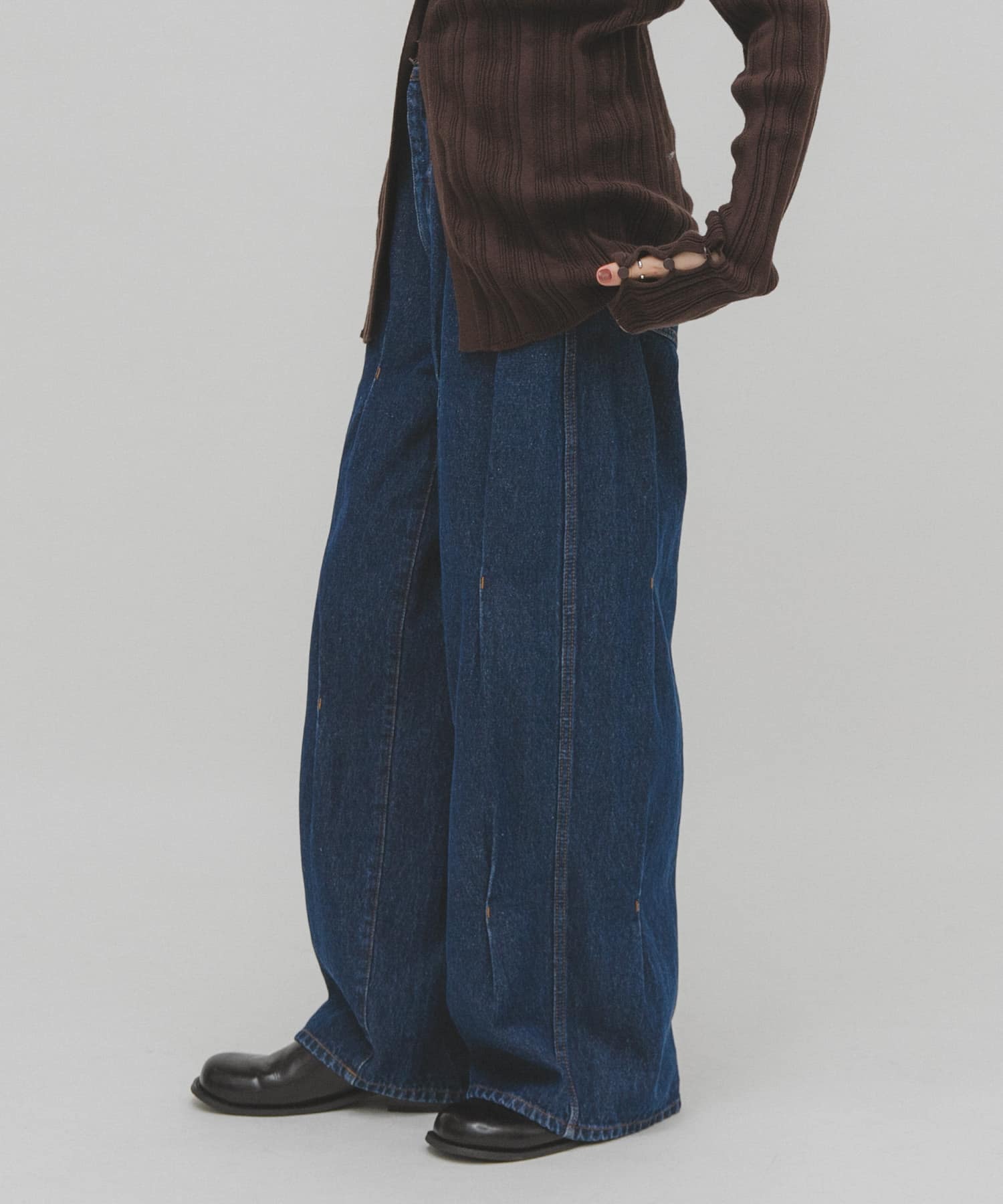 身長：160cm サイズ：36