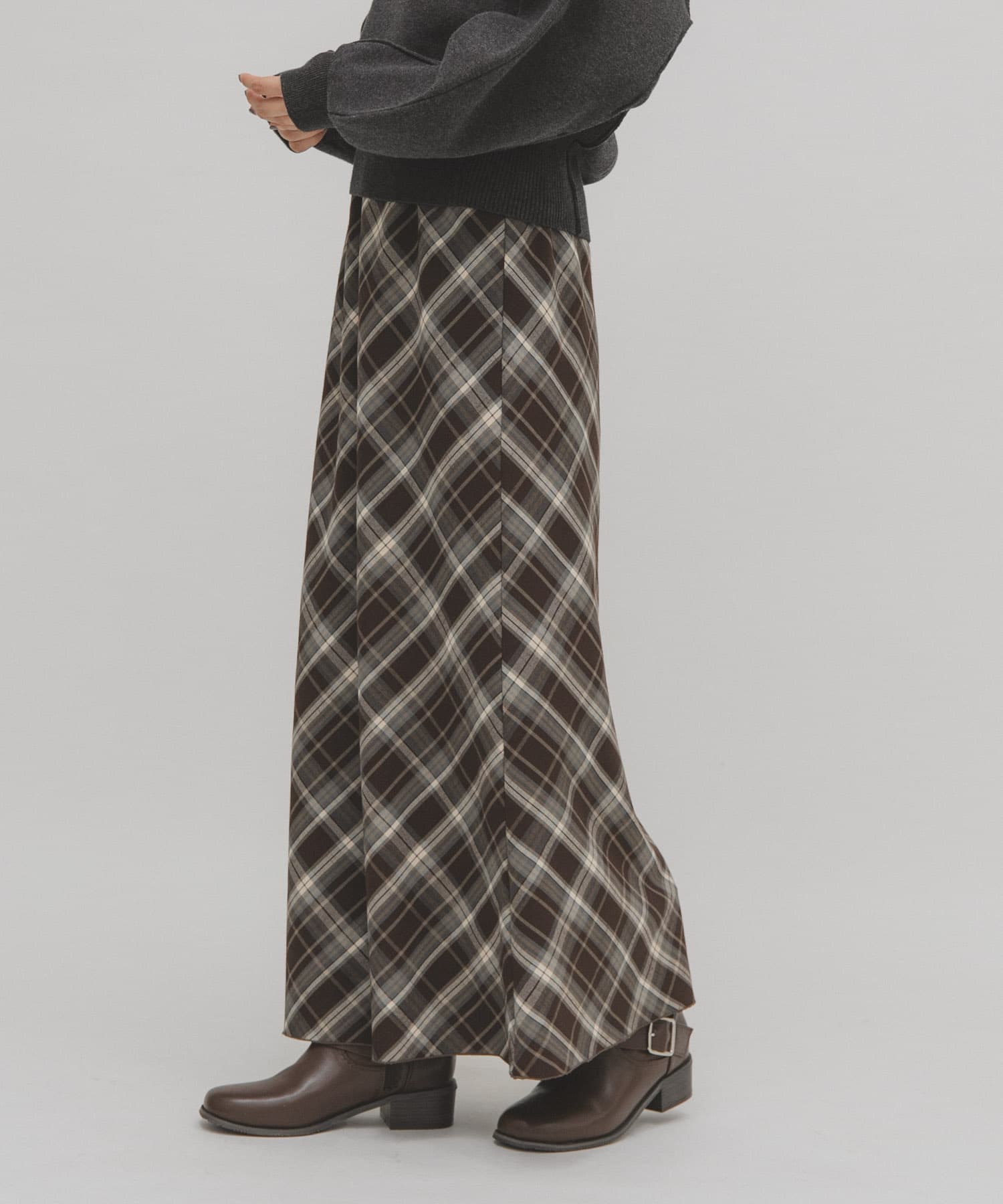 チェックナロースカート