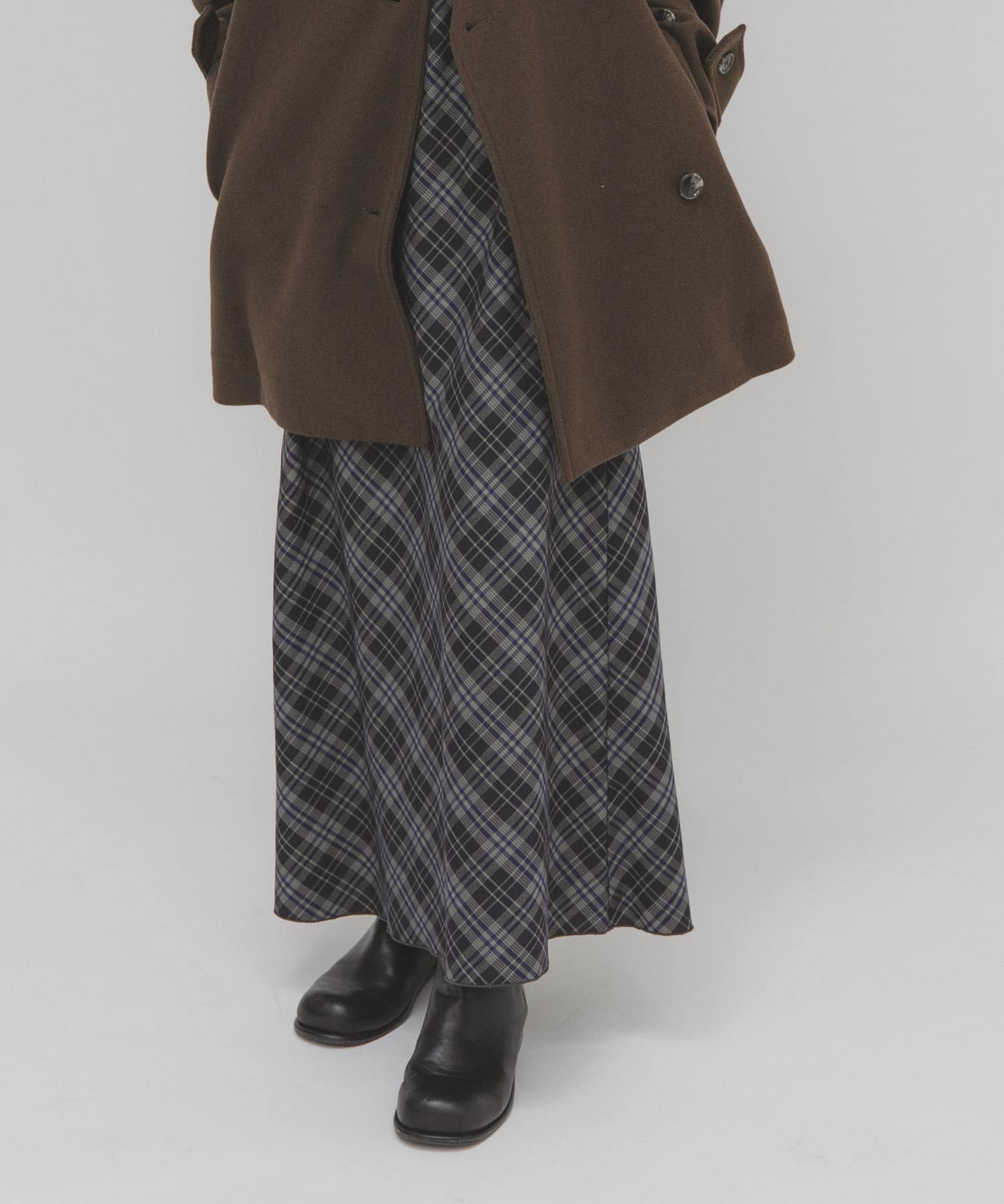 チェックナロースカート