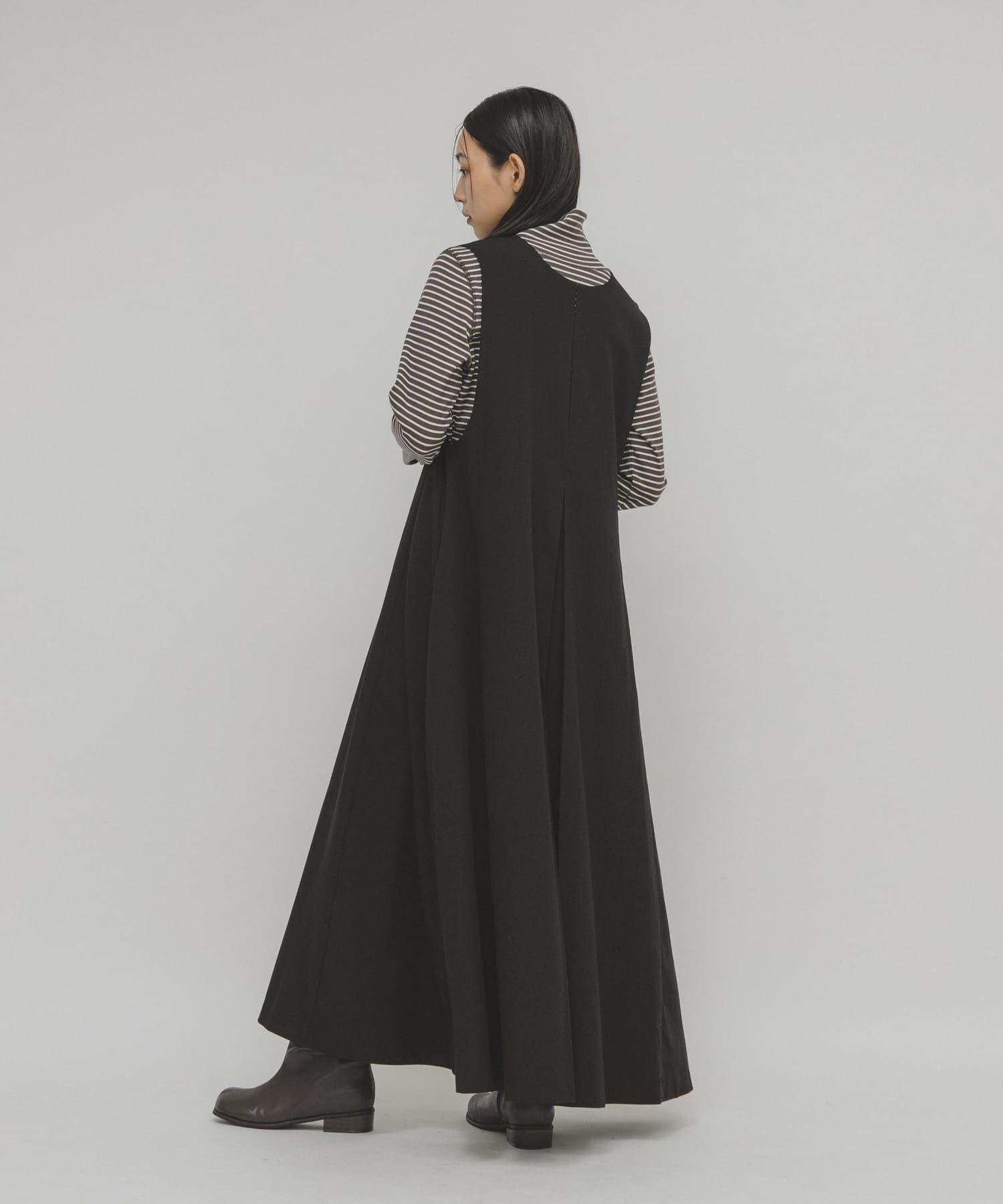 身長：163cm サイズ：38
