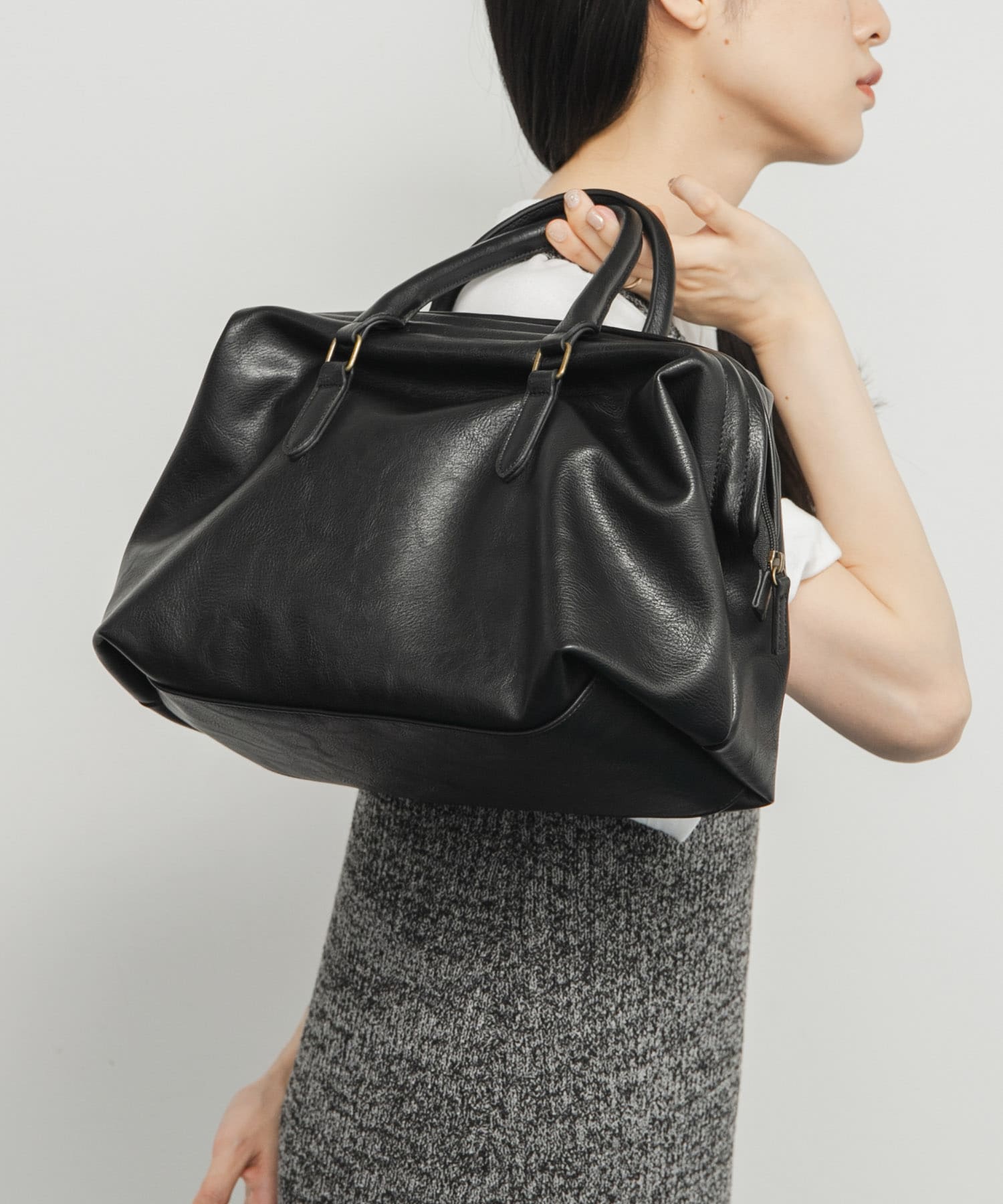 ガマグチボストンBAG BLACK one
