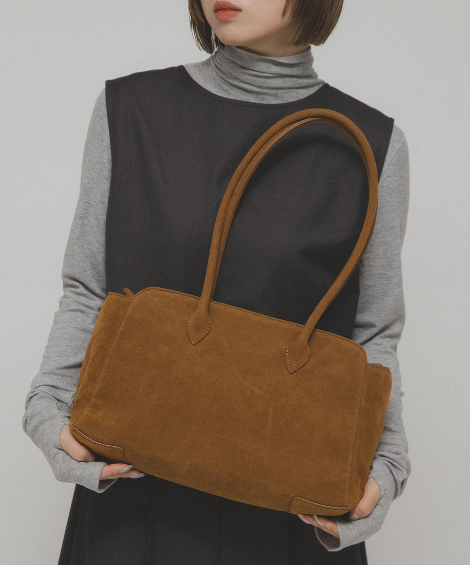 ロングショルダーボストンBAG CAMEL one