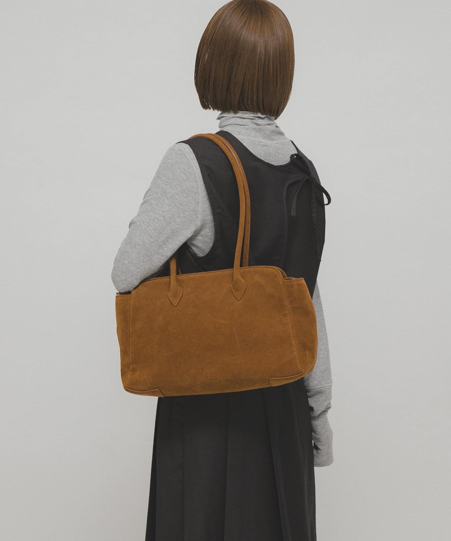 ロングショルダーボストンBAG CAMEL one