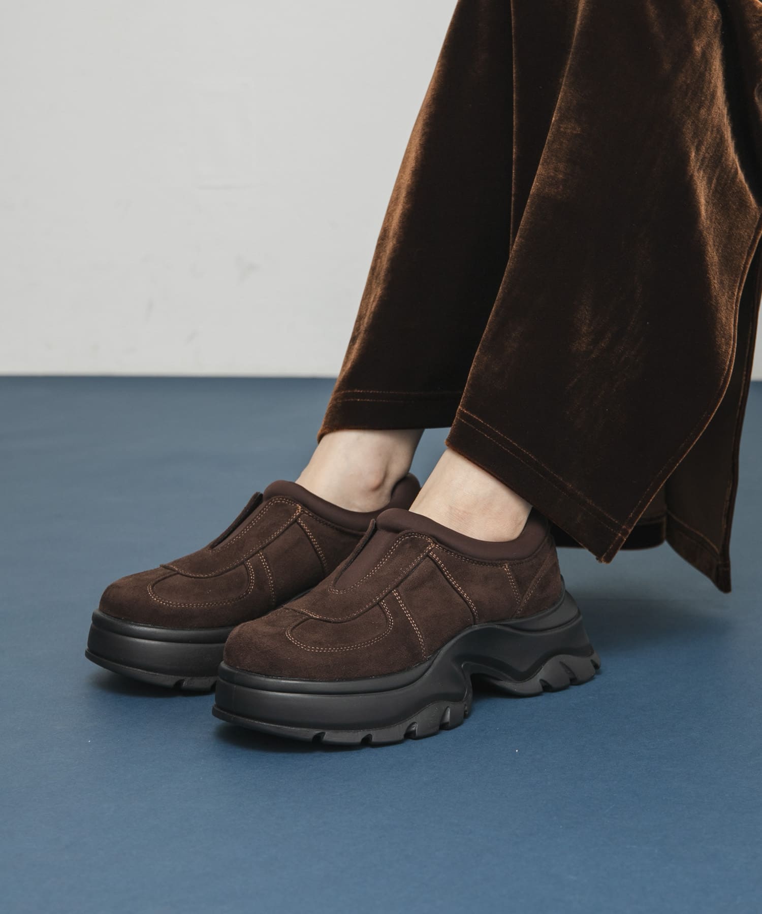 ステッチデザインスリッポン BROWN 36