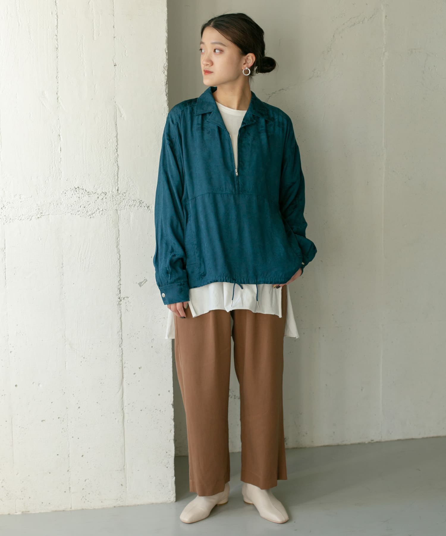 ZIP付オープンカラープルオーバー∴ NAVY one