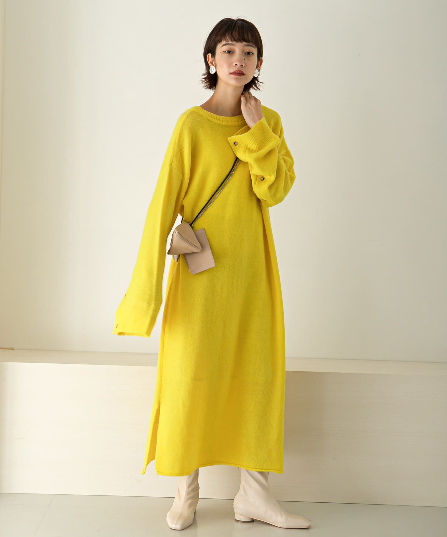 2WAYボタンスリーブニットワンピース∴ YELLOW one