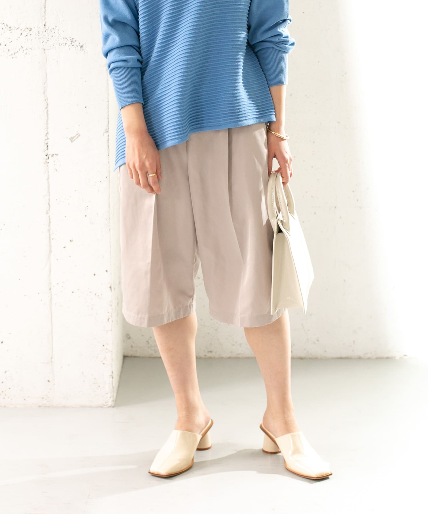 シャイニーミディパンツ BEIGE one