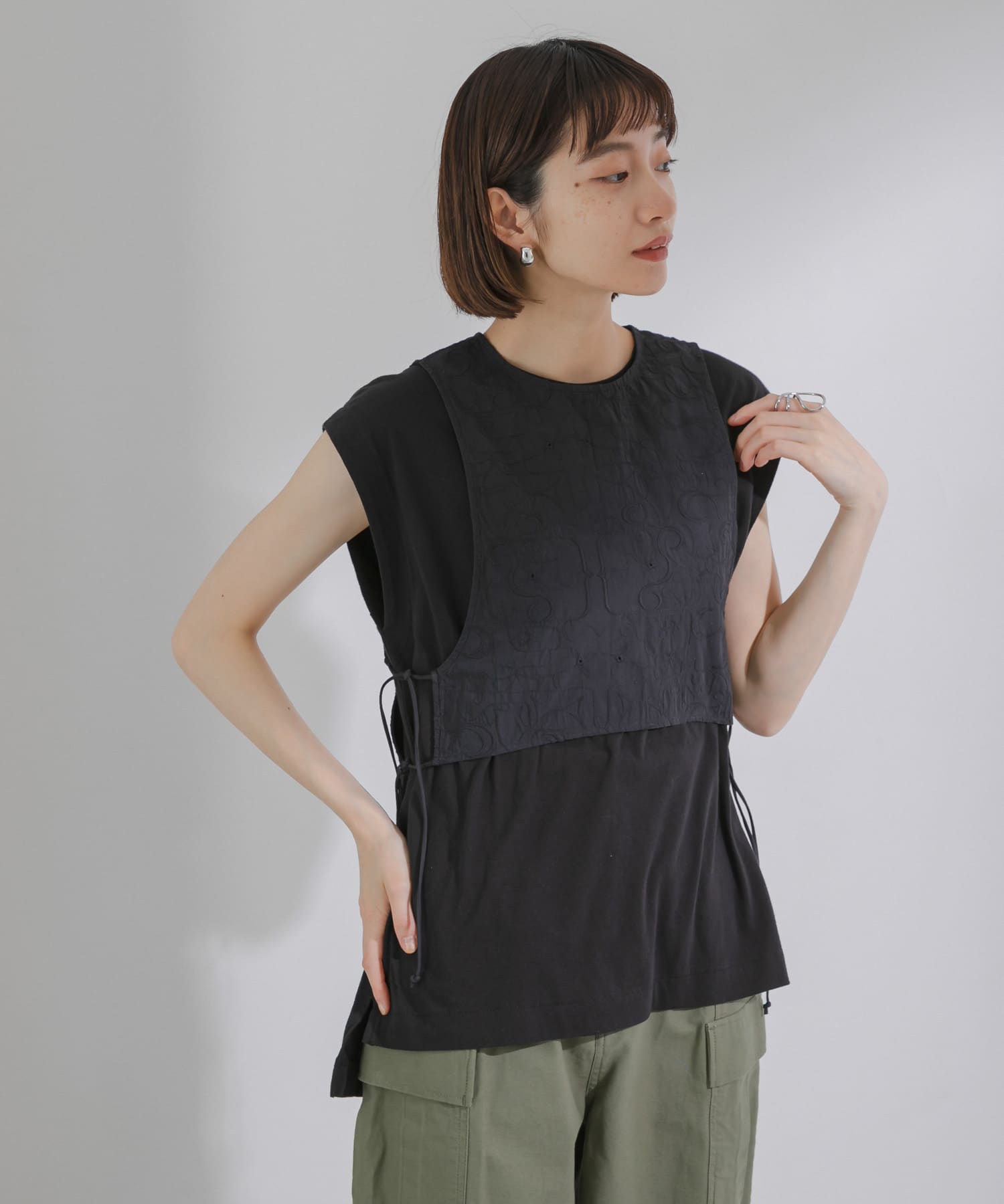 身長：159cm サイズ：one