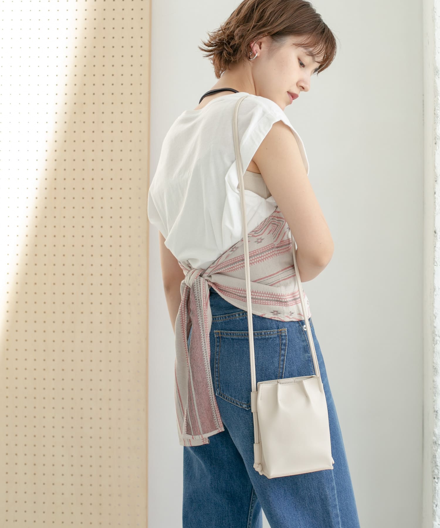 エスニック柄ホルターネックキャミソール(one GRAY): トップス｜URBAN