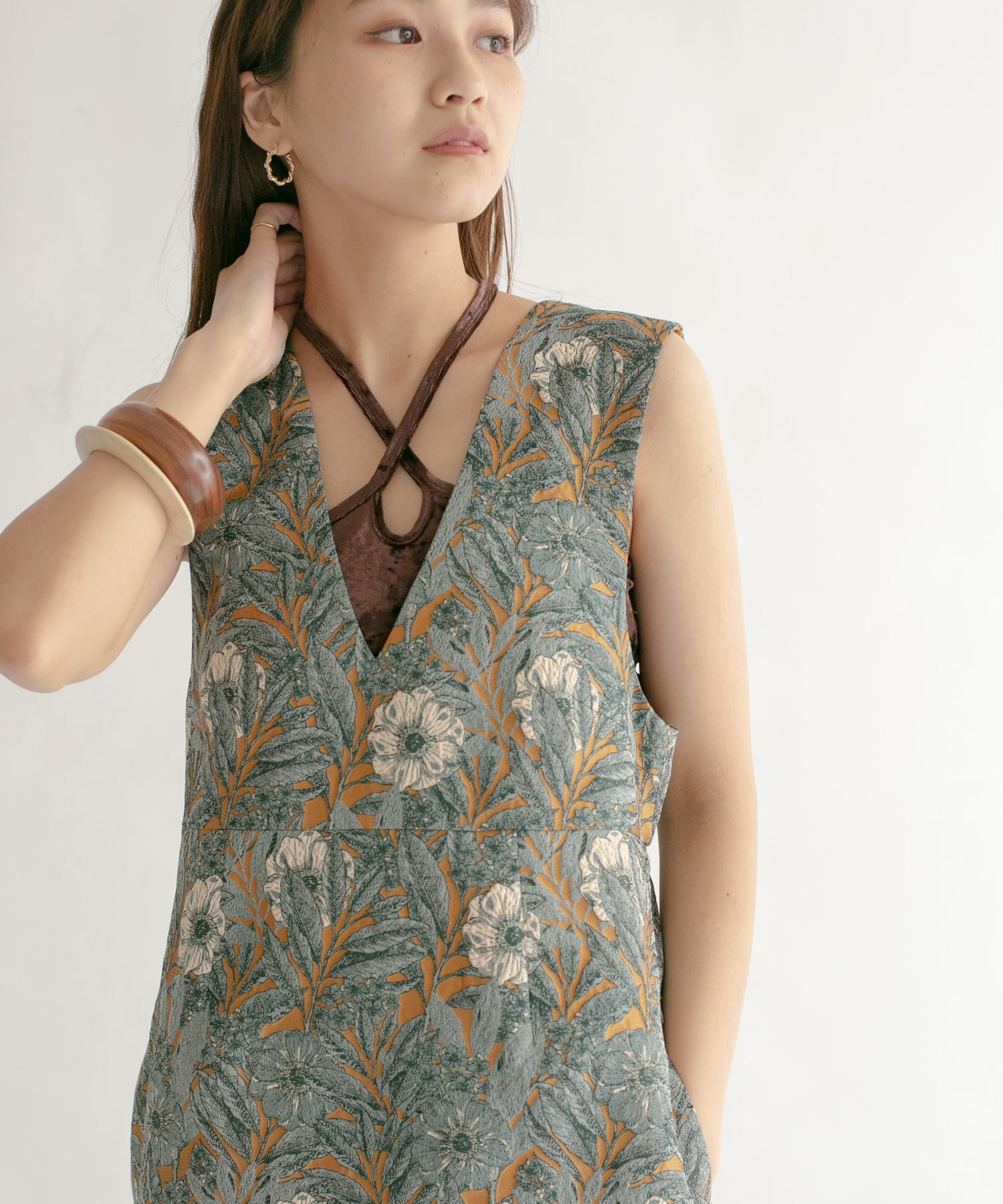 ベロアブラトップ