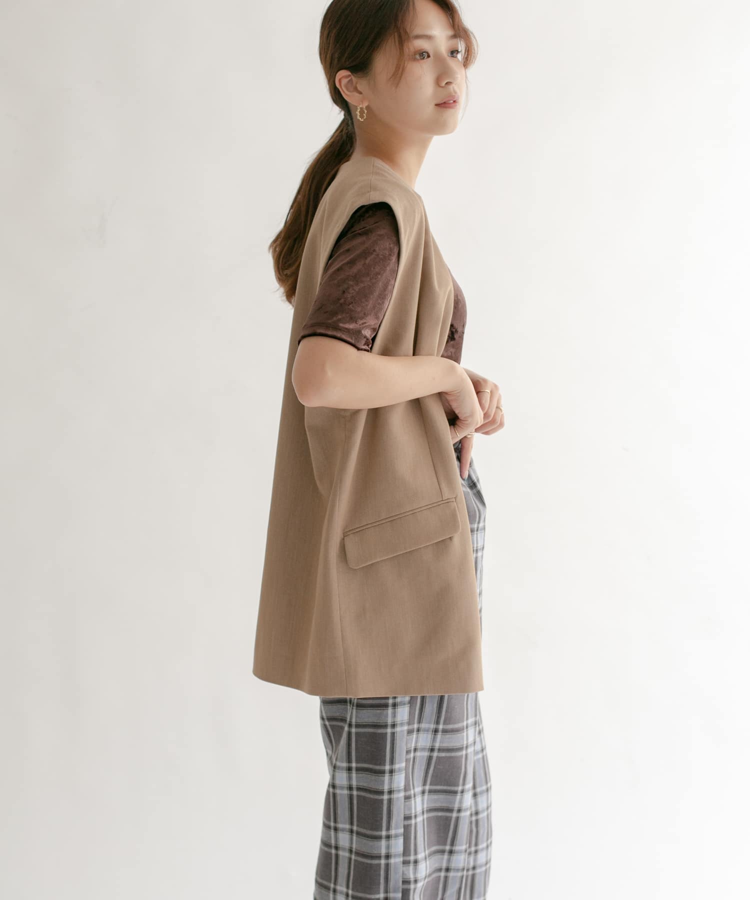 コンパクトベロアTシャツ D.BROWN one