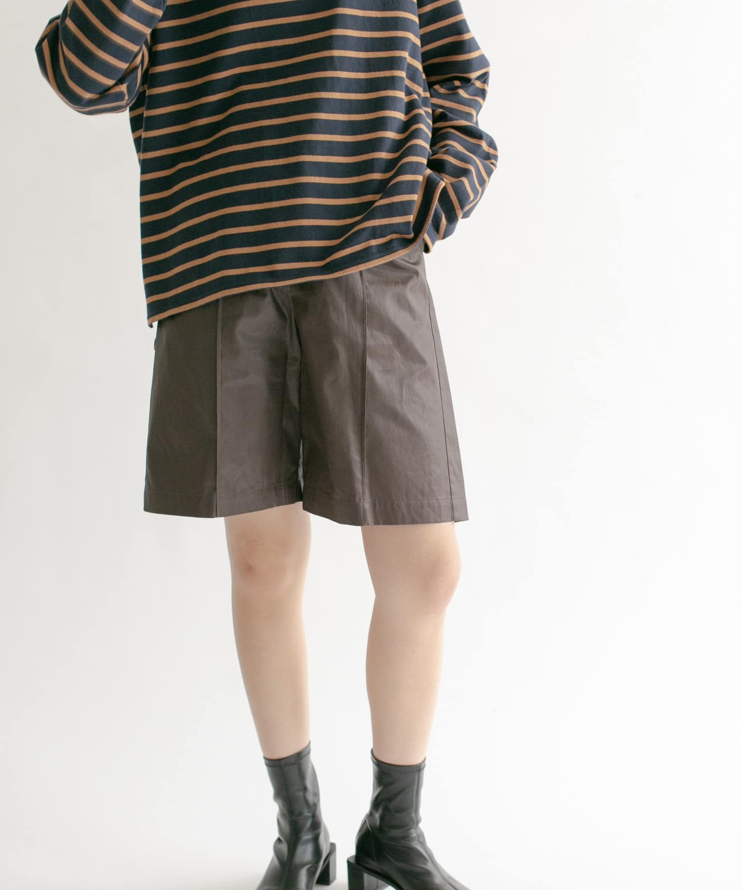 ハイウエストコーティングショートパンツ BROWN one