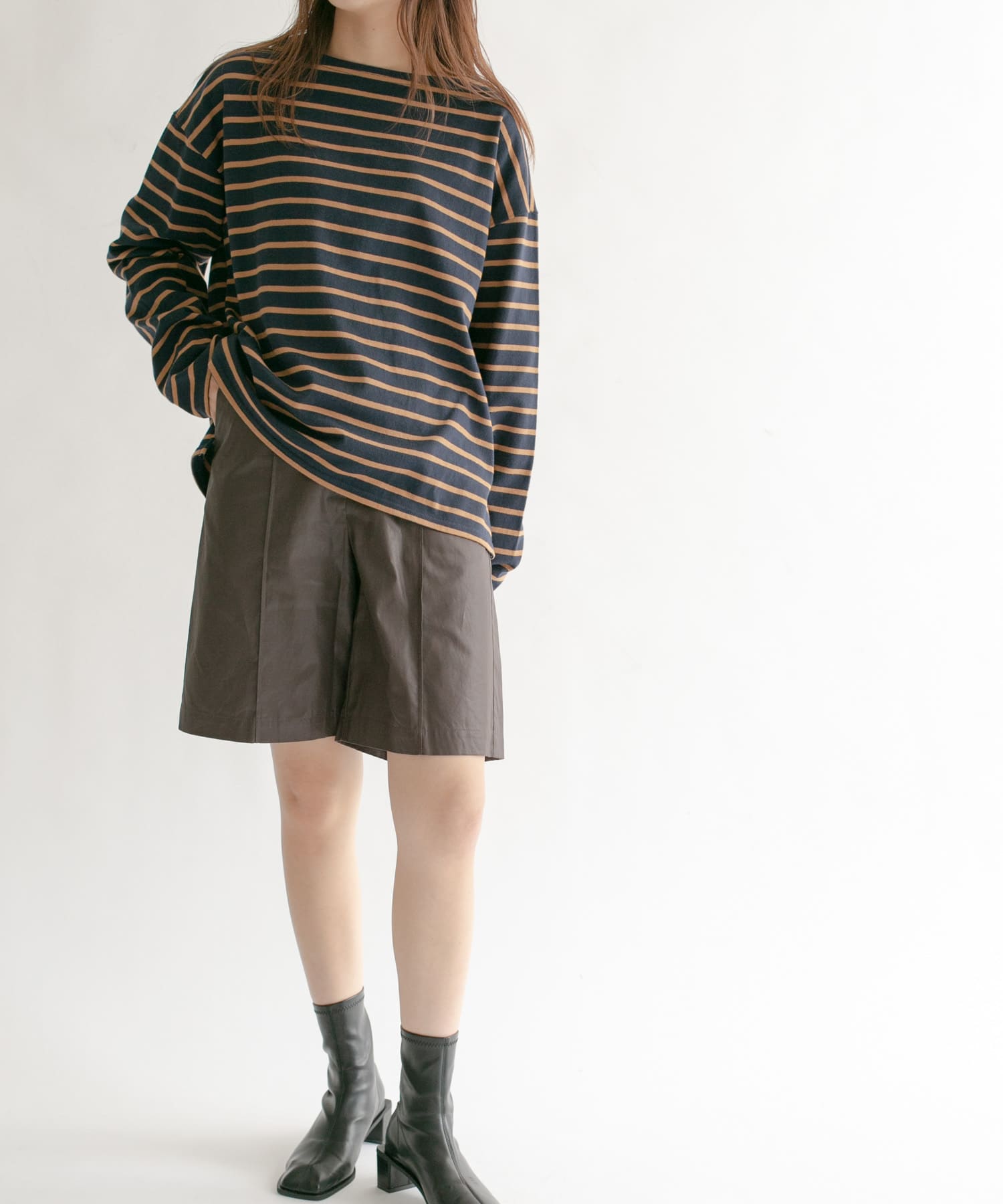 ハイウエストコーティングショートパンツ BROWN one