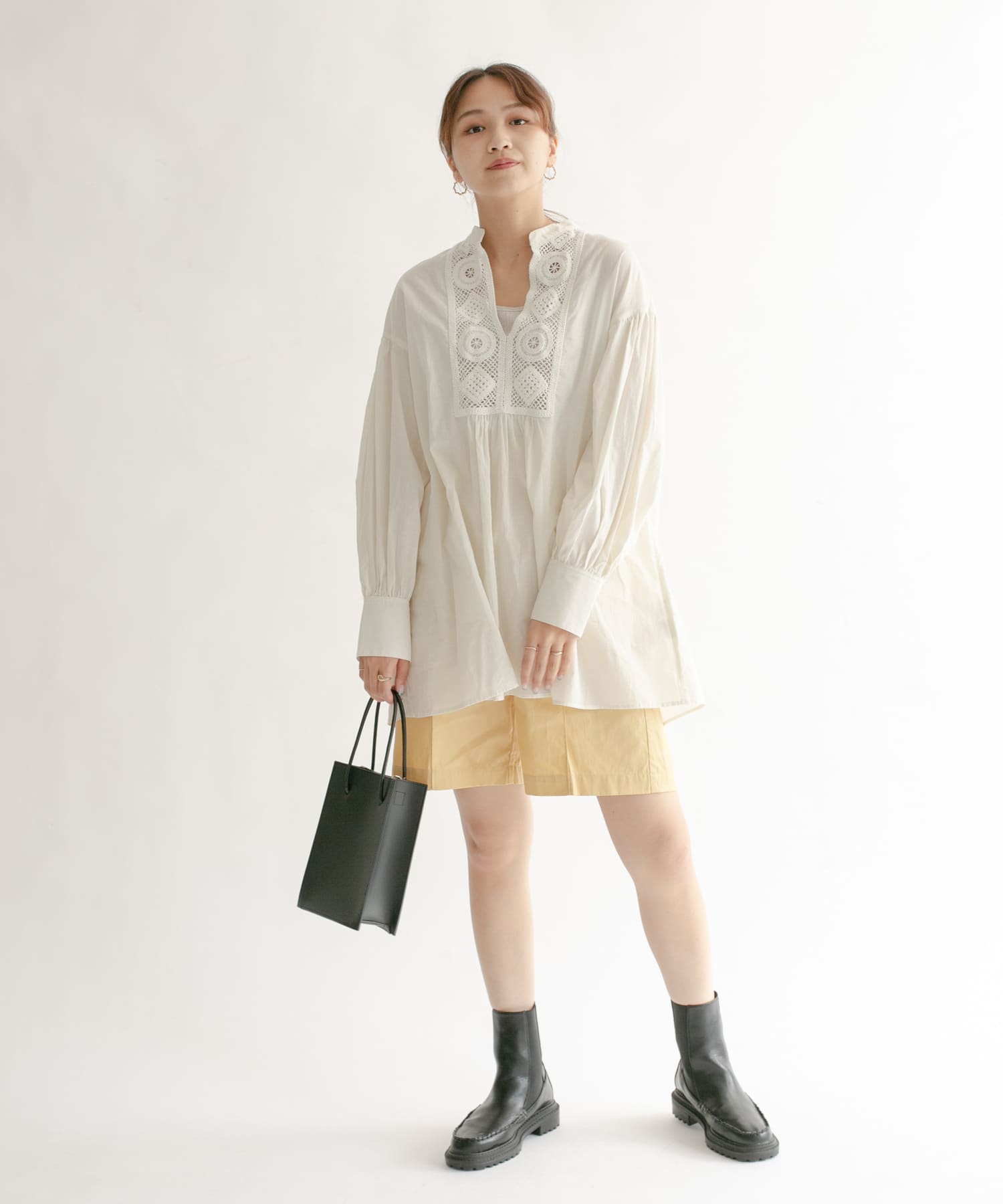 ハイウエストコーティングショートパンツ YELLOW one