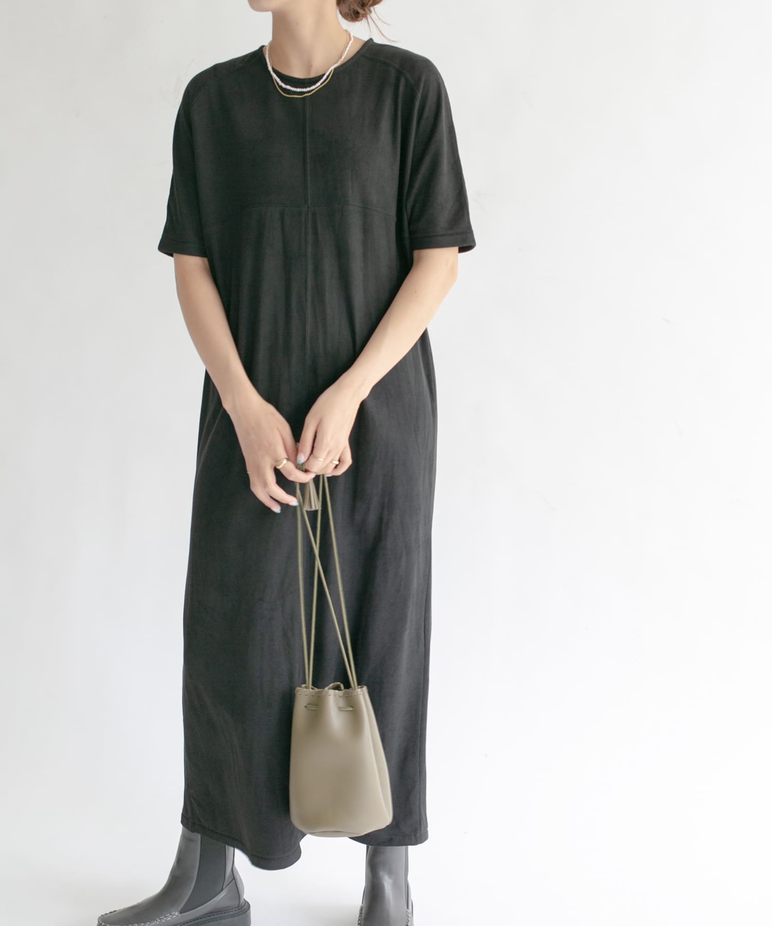 スエードロングワンピース BLACK one