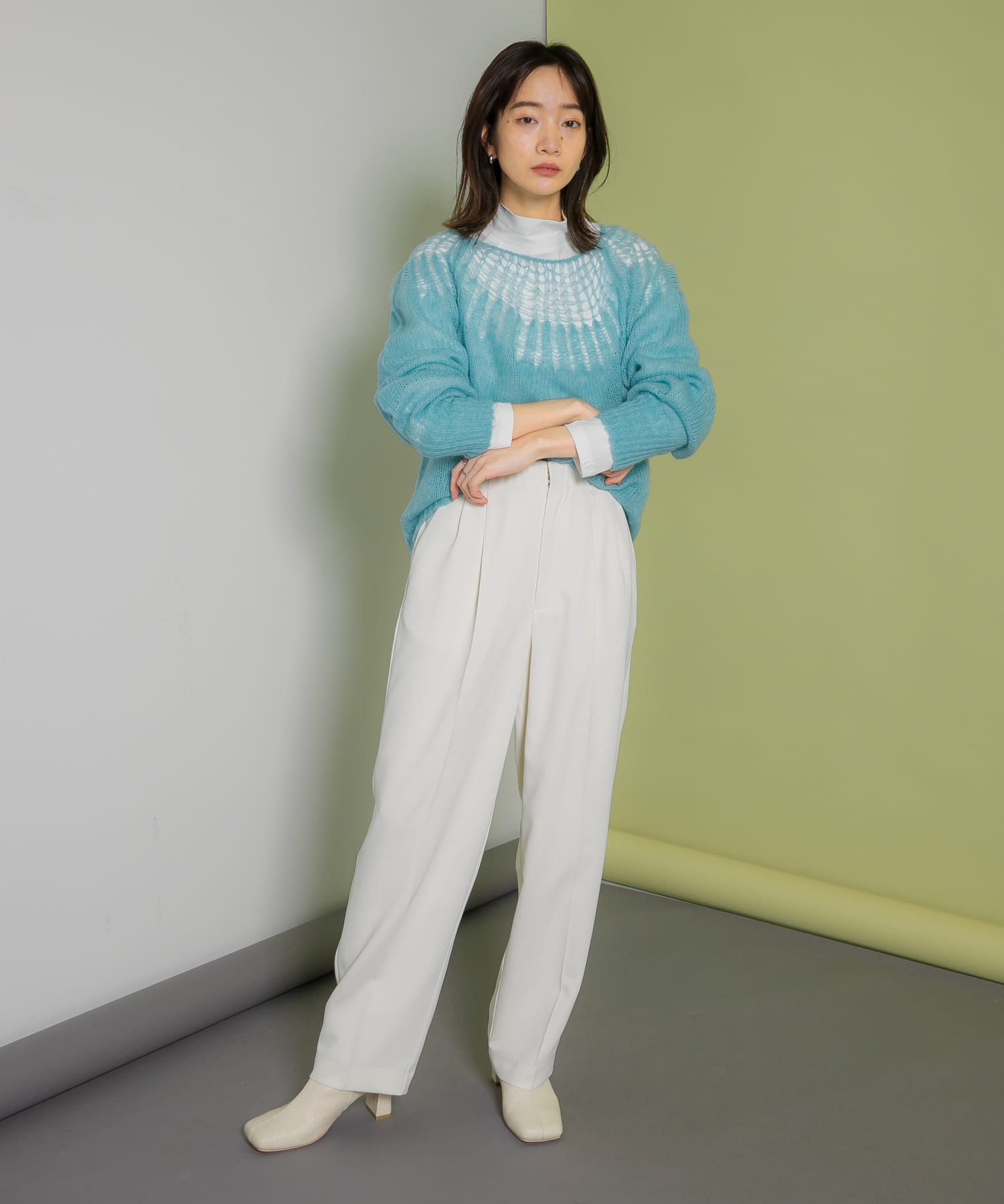 メッシュネックニット BLUE one