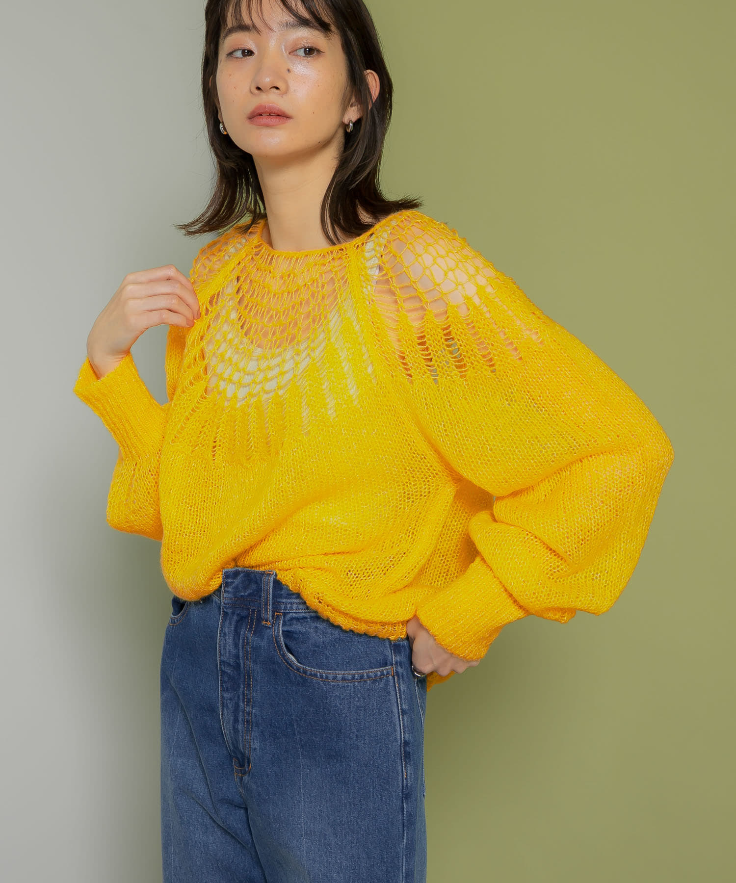 メッシュネックニット YELLOW one